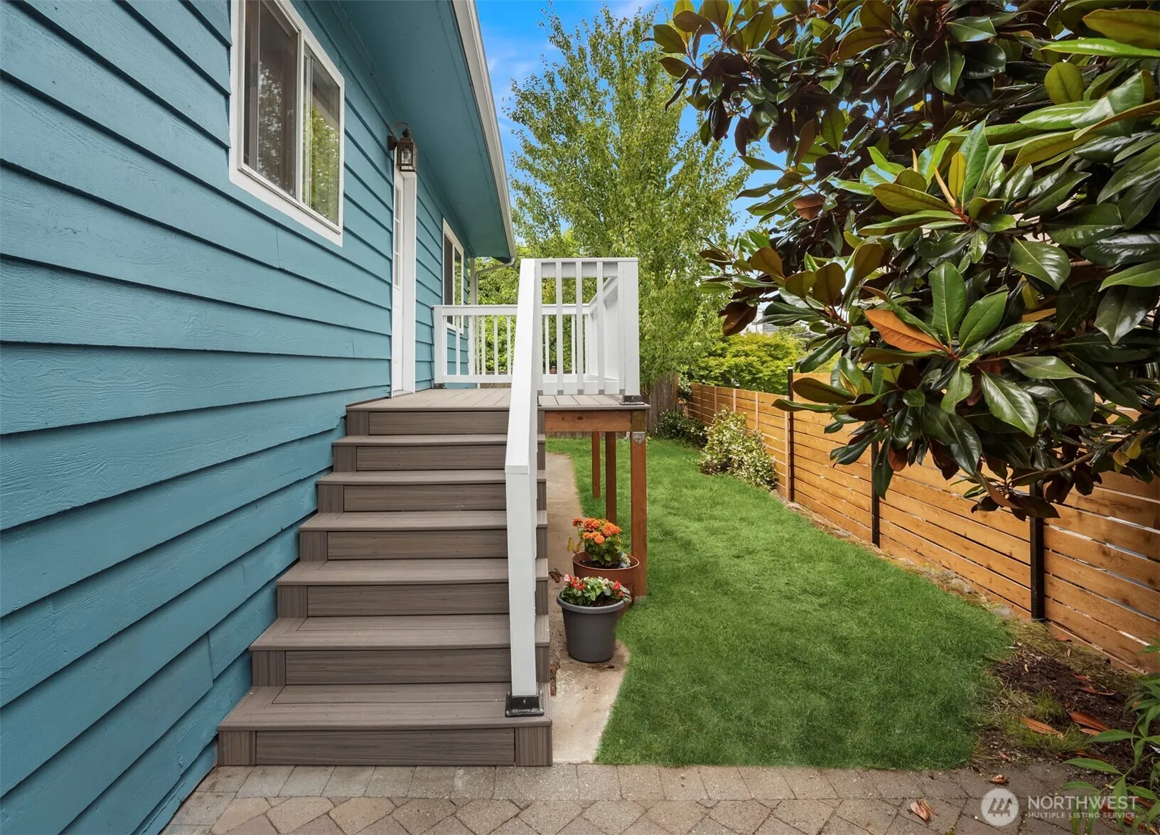 Property photo for 607 Nw 84th Street, Seattle photo 2