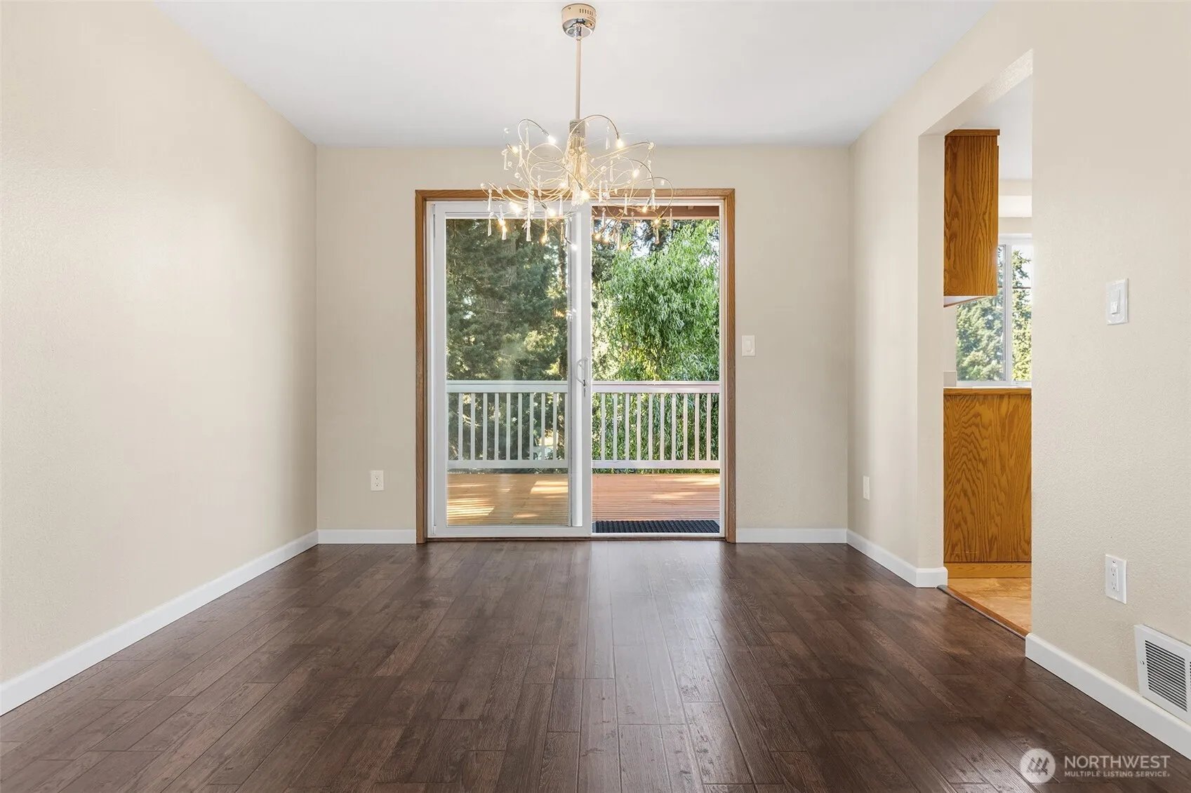 Property photo for 1721 155th Street E, Tacoma photo 4