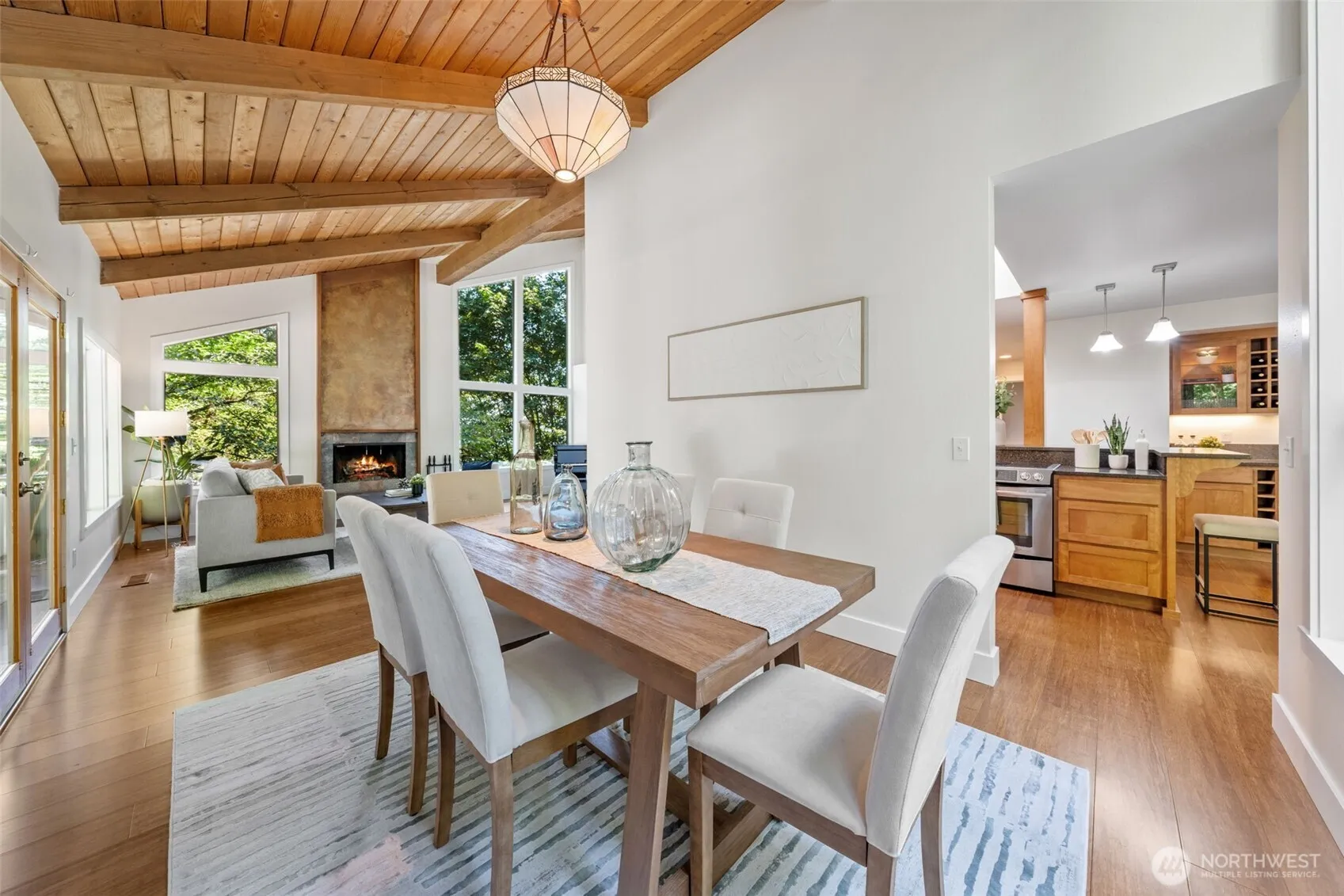 Property photo for 17110 Se 43rd Street, Bellevue photo 4