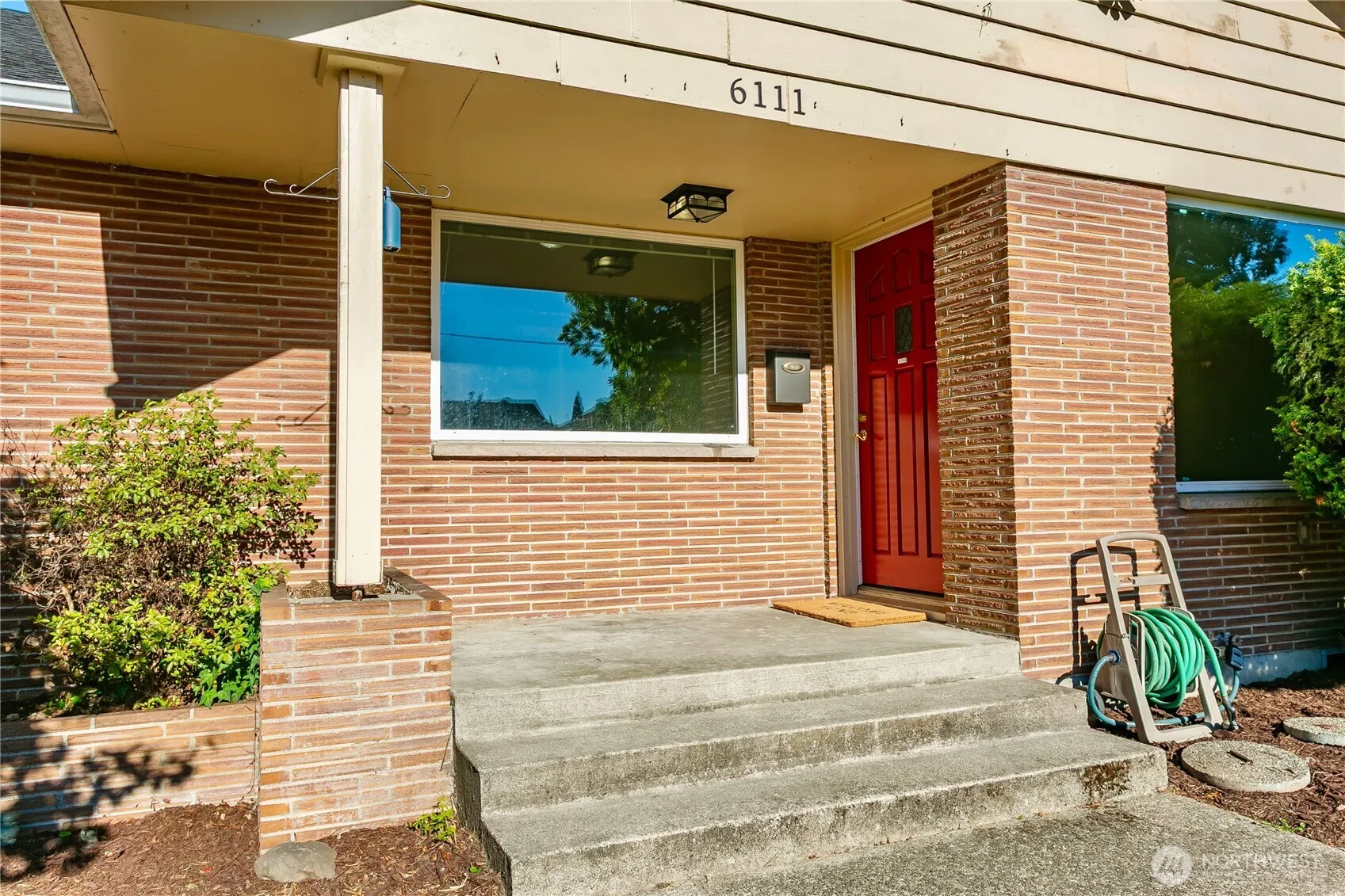 Property photo for 6111 S Thompson Avenue, Tacoma photo 3
