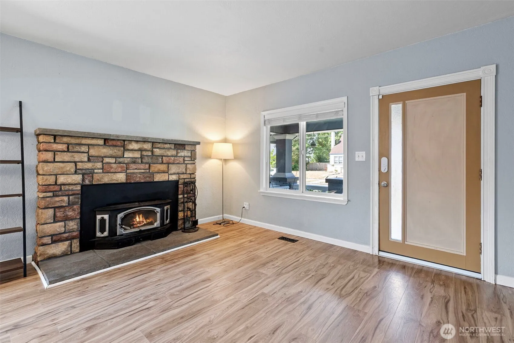 Property photo for 5033 S L Street, Tacoma photo 4
