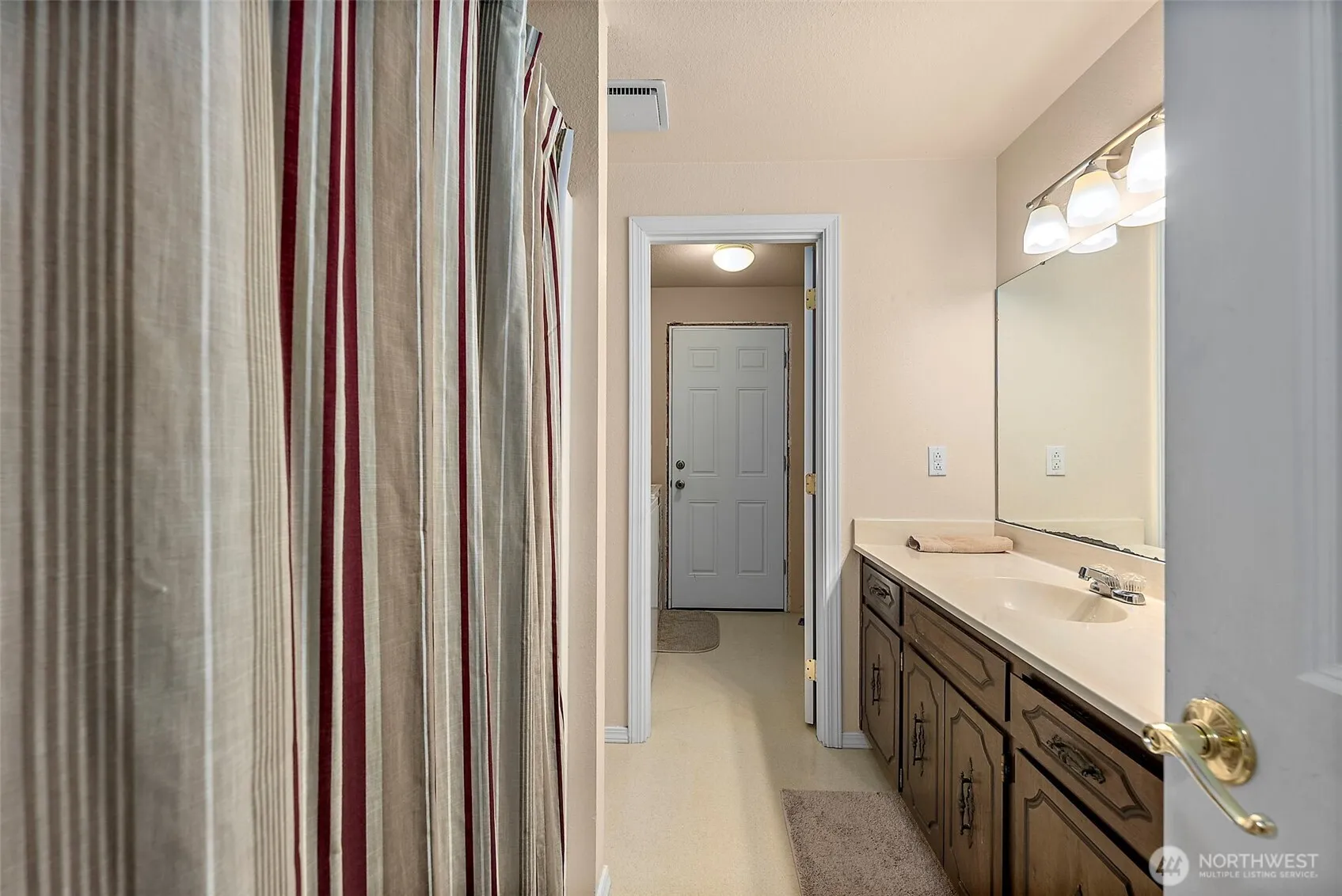 Property photo for 13822 109th Avenue Ct E, Puyallup photo 5