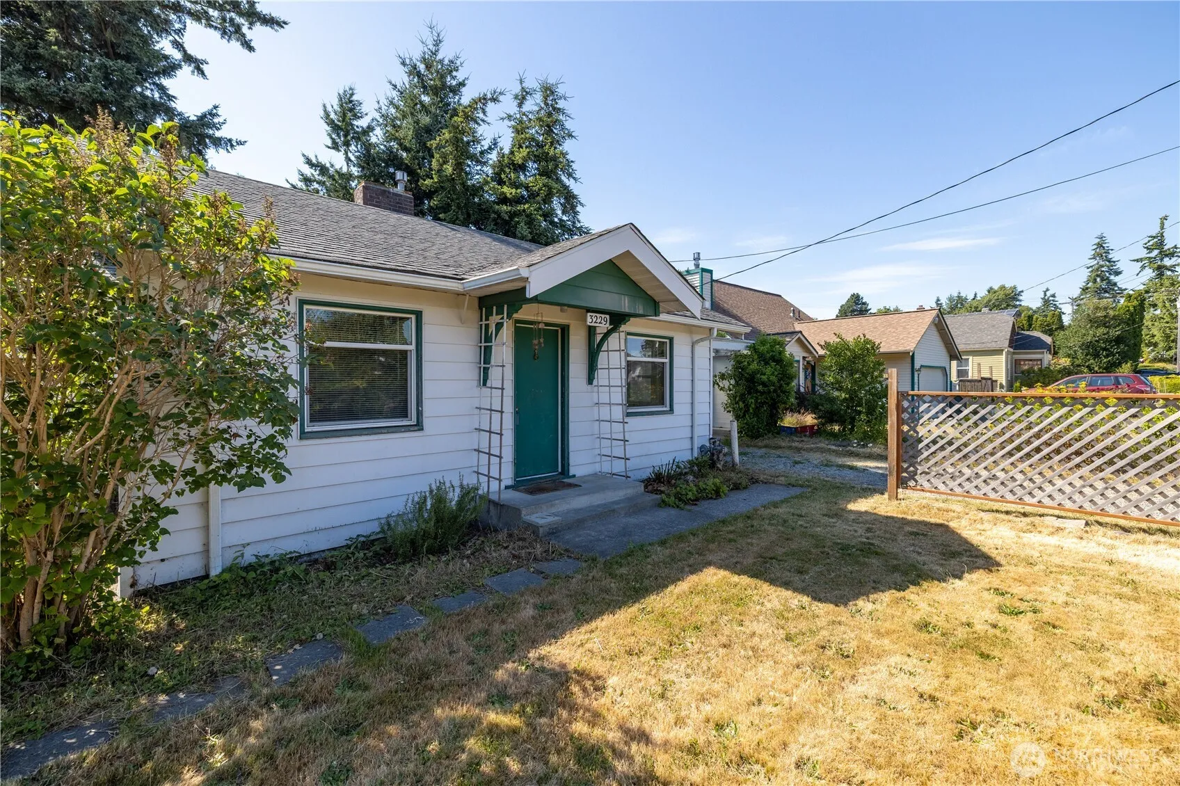 Property photo for 3229 Pinewood Avenue, Bellingham photo 3