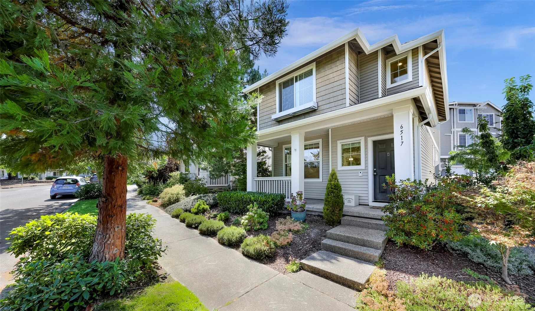 Property photo for 6517 High Point Drive Sw, Seattle photo 2