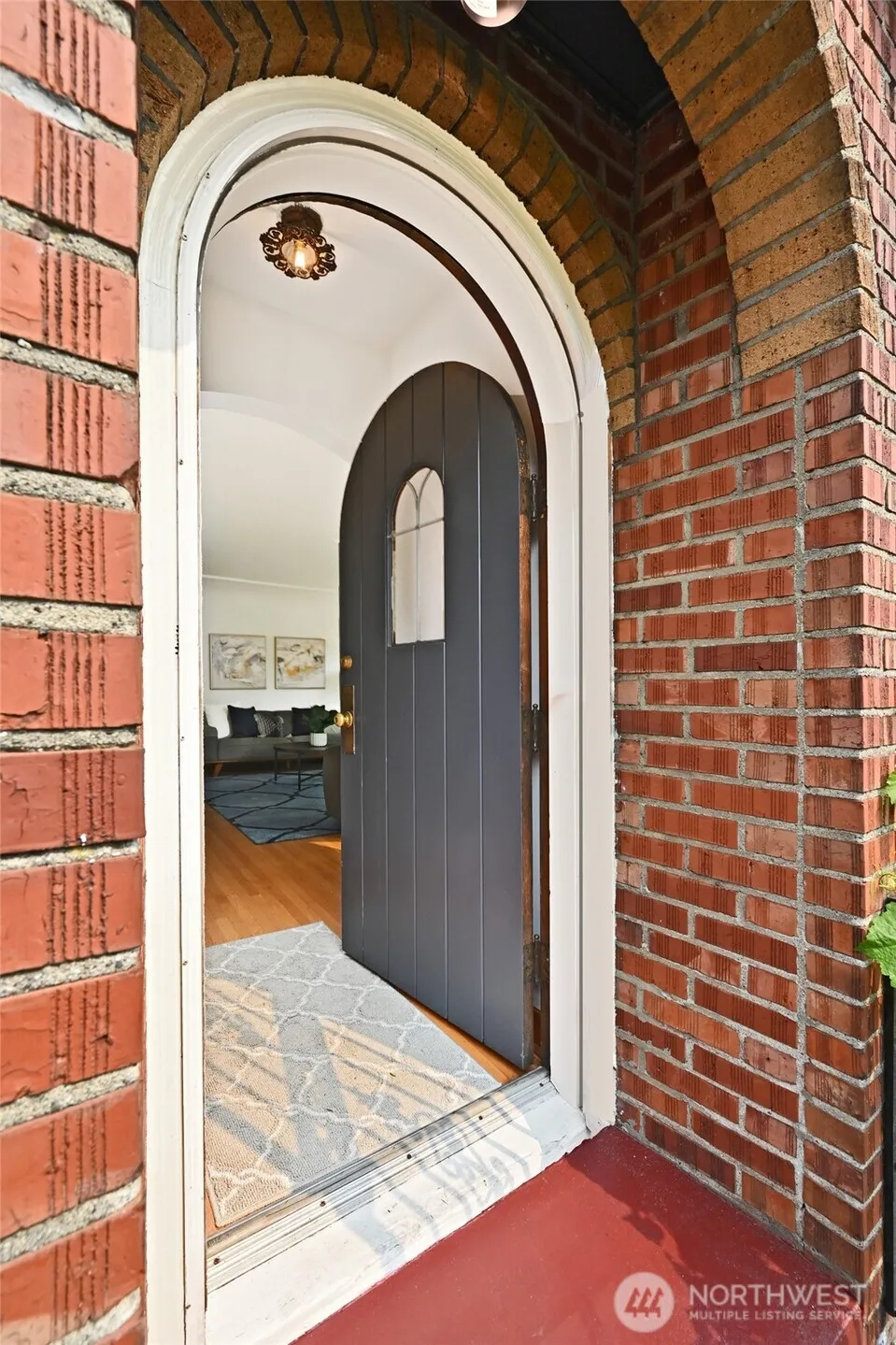 Property photo for 334 Ne 57th Street, Seattle photo 5