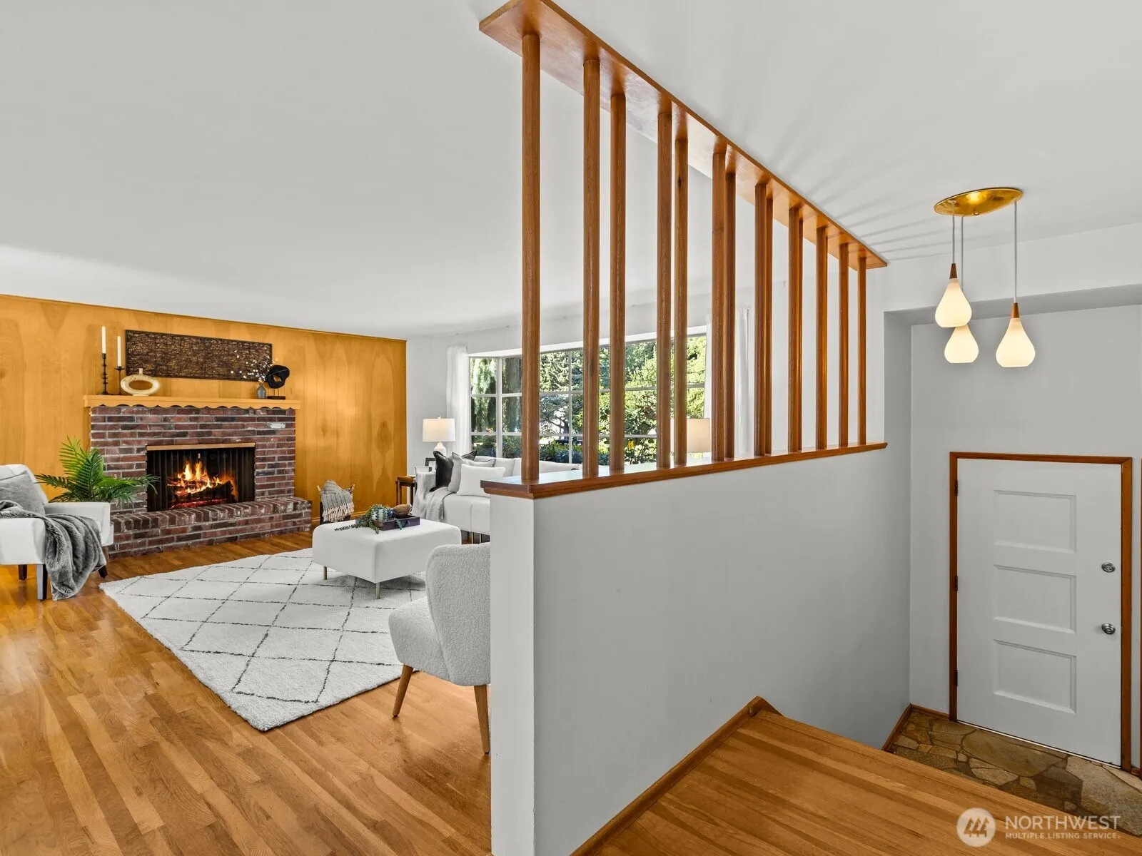 Property photo for 10030 44th Avenue Ne, Seattle photo 3