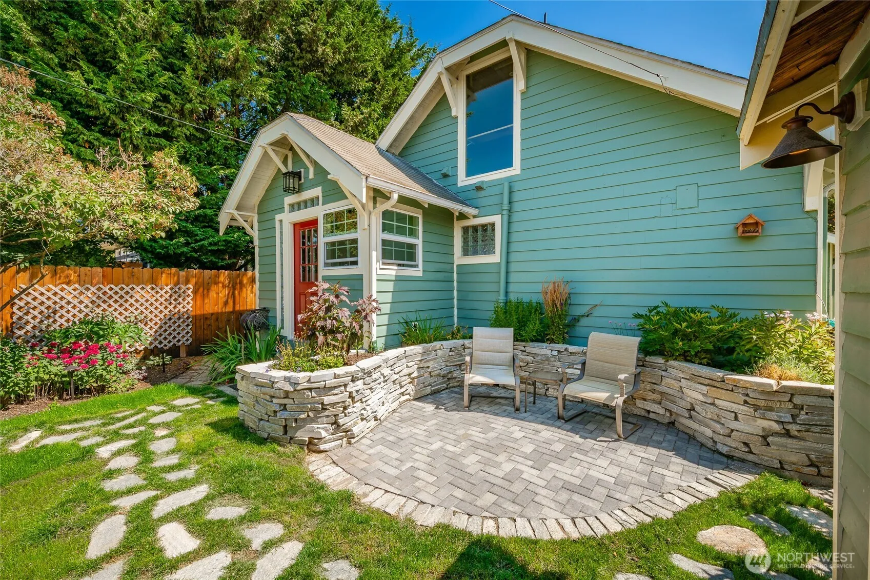 Property photo for 2625 Kulshan Street, Bellingham photo 4