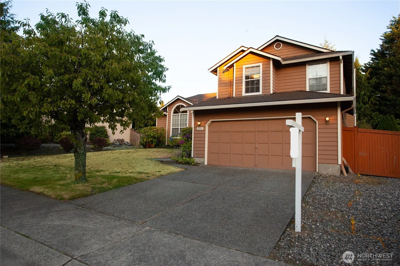 Property photo for 6204 145th Street Se, Everett photo 3