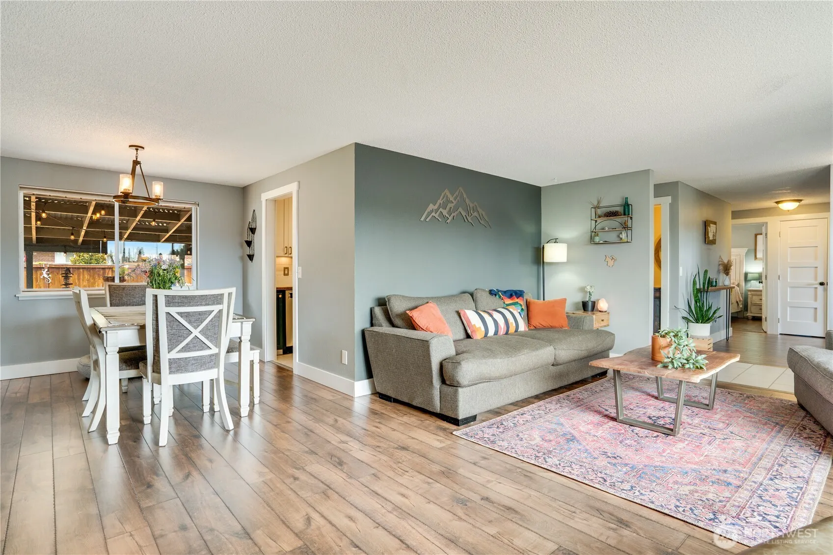 Property photo for 1464 N Woodlawn Street, Tacoma photo 4