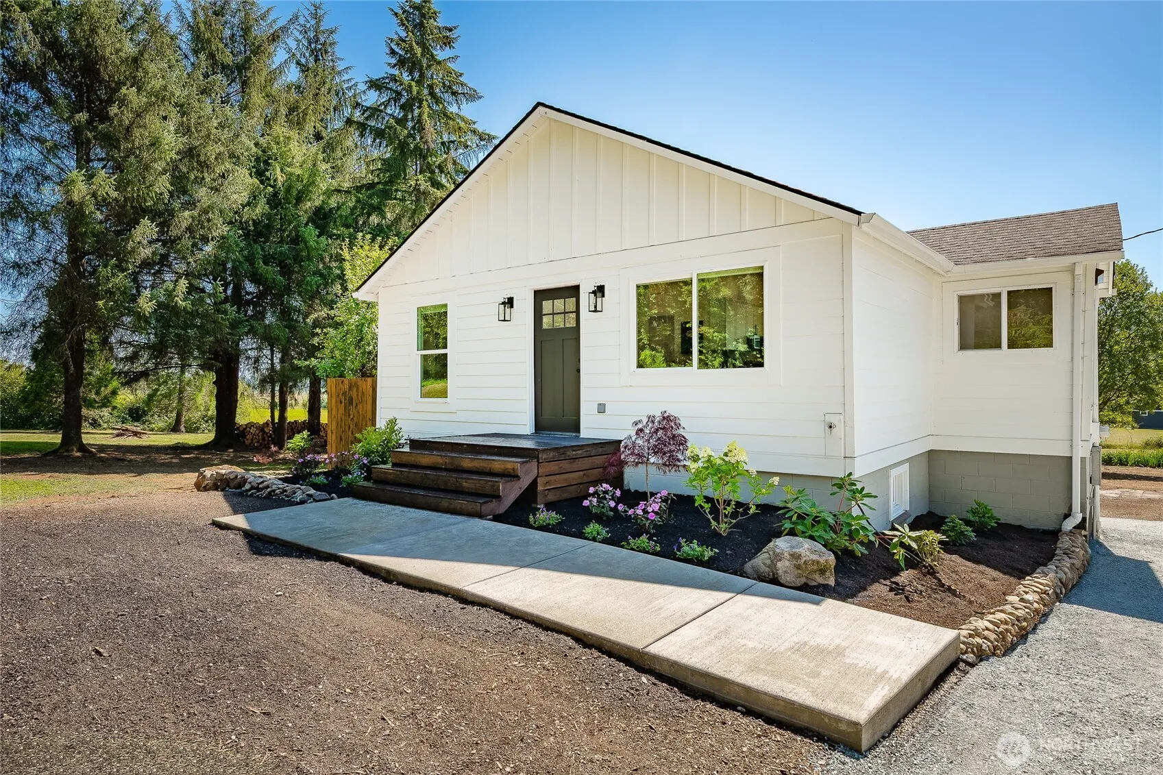 Property photo for 1064 Old Highway 99, Bellingham