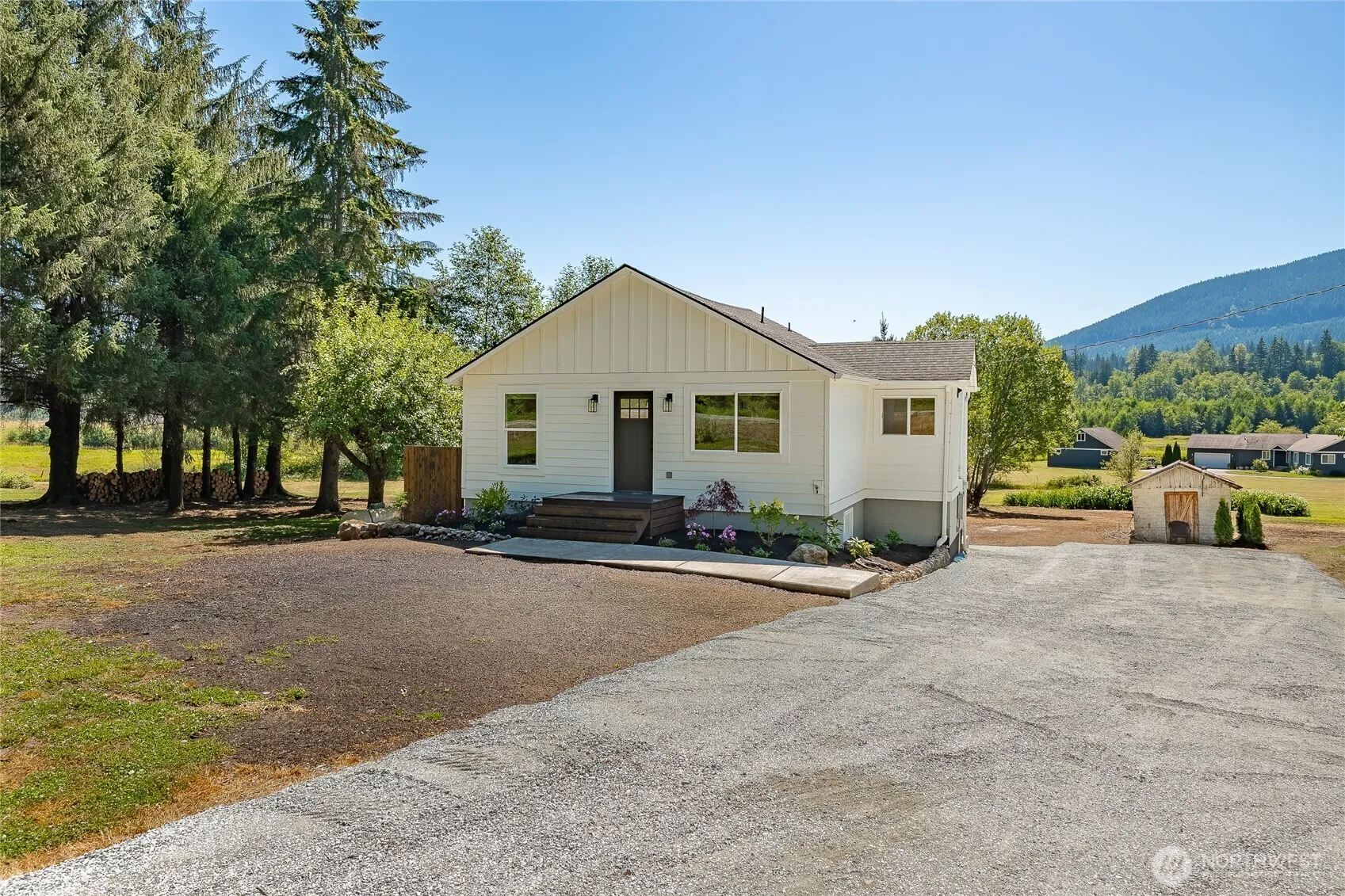 Property photo for 1064 Old Highway 99, Bellingham photo 5