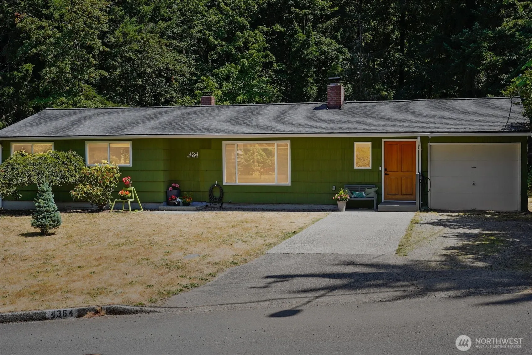 Property photo for 4364 151st Avenue Se, Bellevue photo 2