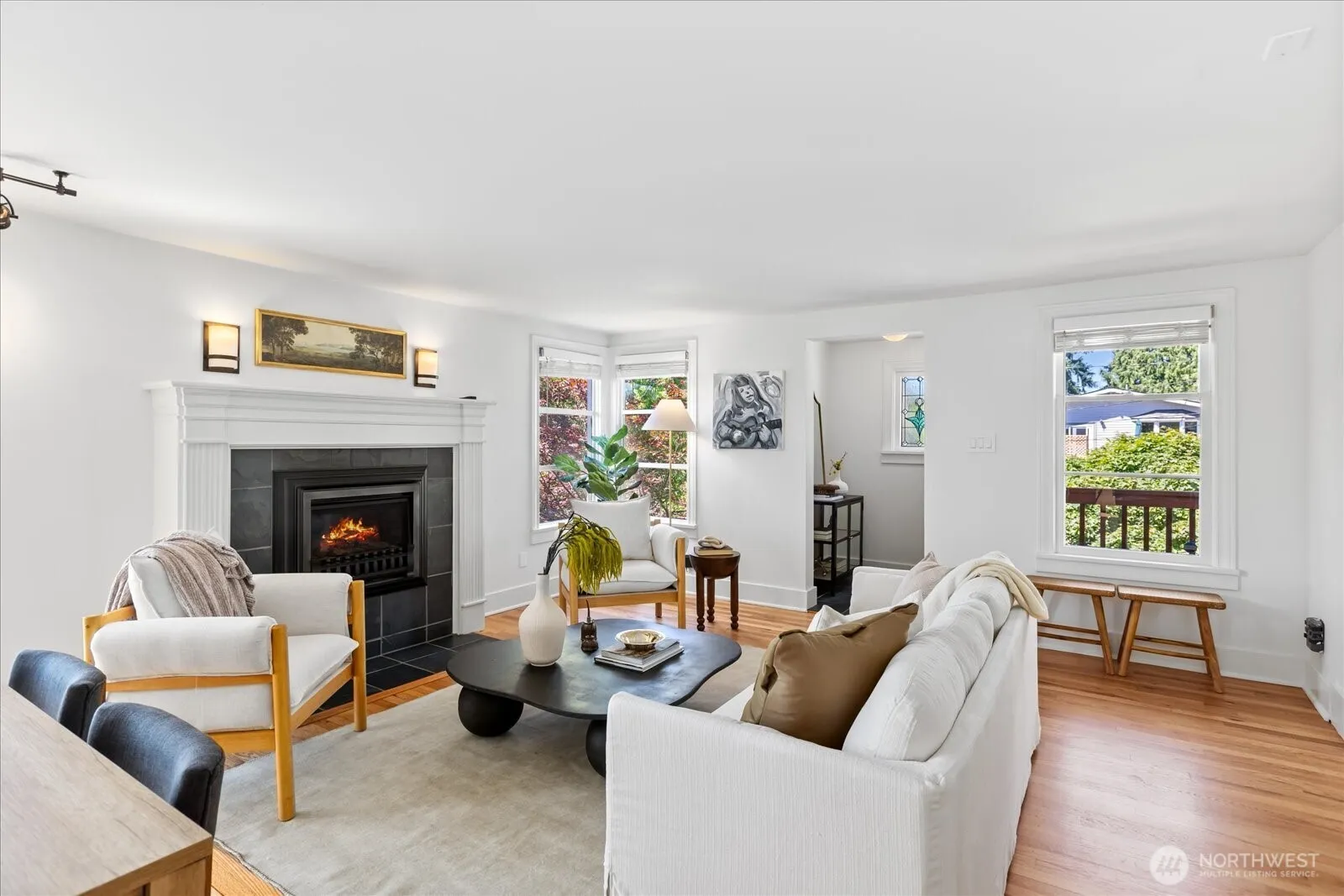 Property photo for 341 Nw 53rd Street, Seattle photo 3
