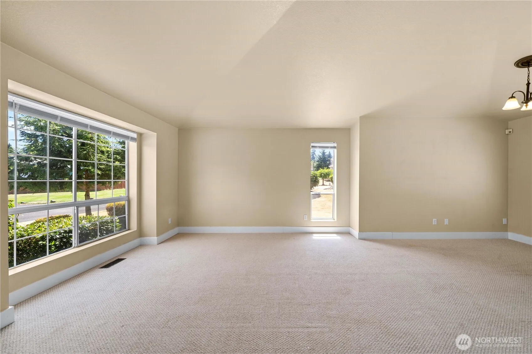 Property photo for 8714 64th Avenue E, Puyallup photo 4