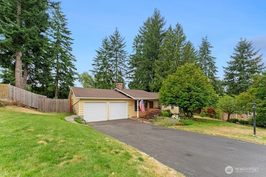 Property photo for 13621 Se 173rd Place, Renton photo 2