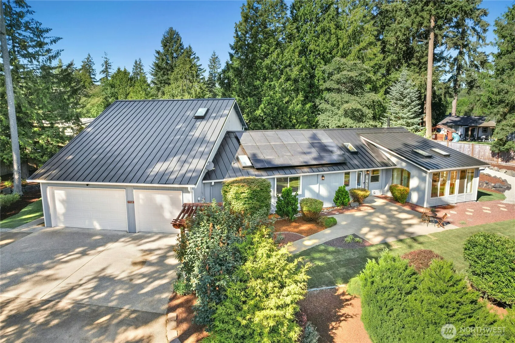 Property photo for 5508 Ne 10th Street, Renton