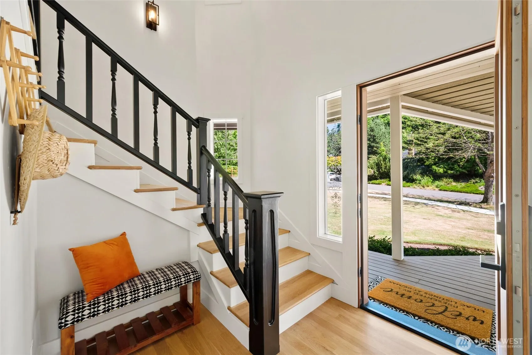 Property photo for 706 Fieldston Road, Bellingham photo 2
