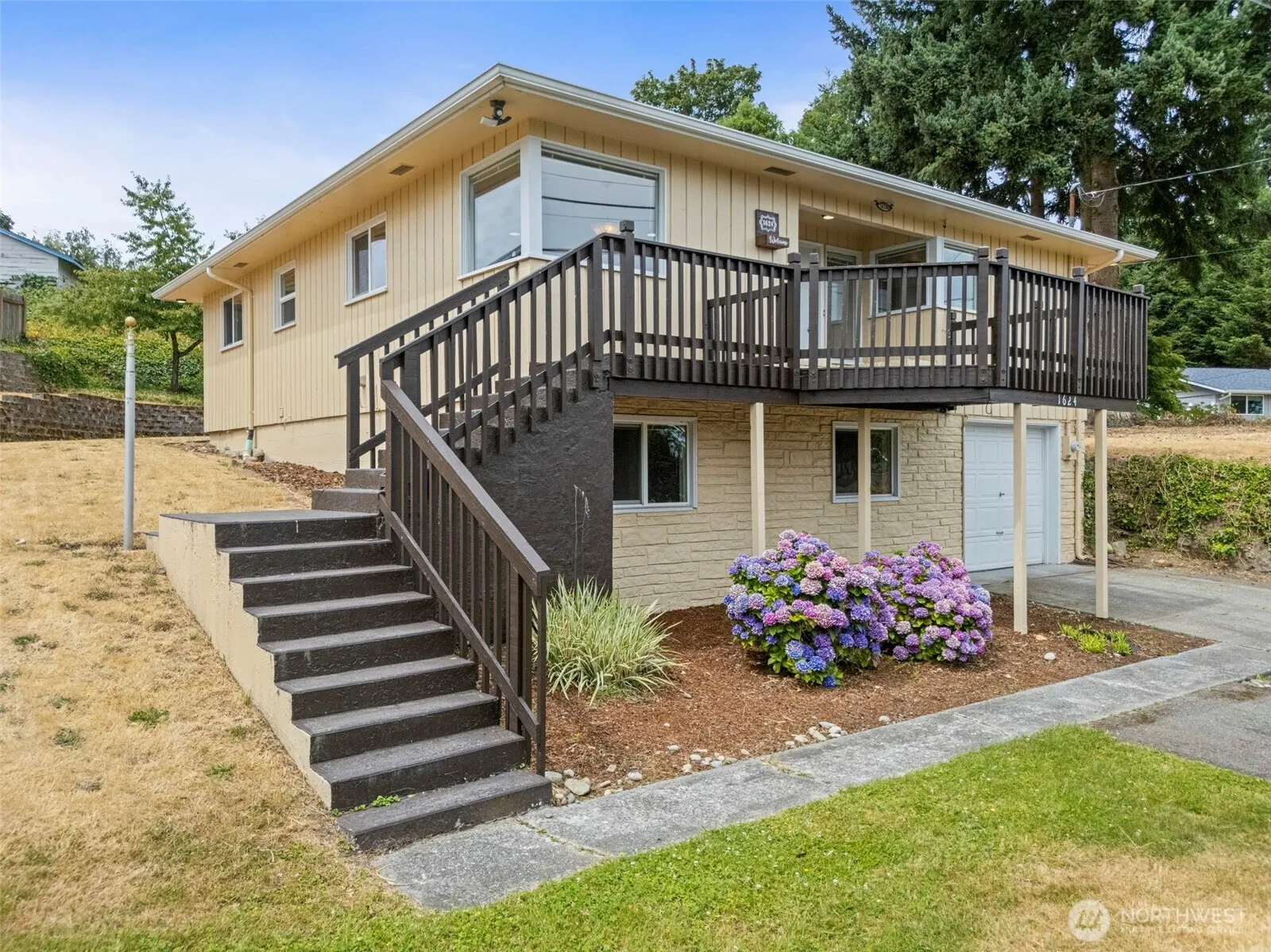 Property photo for 1624 Browns Point Boulevard, Tacoma