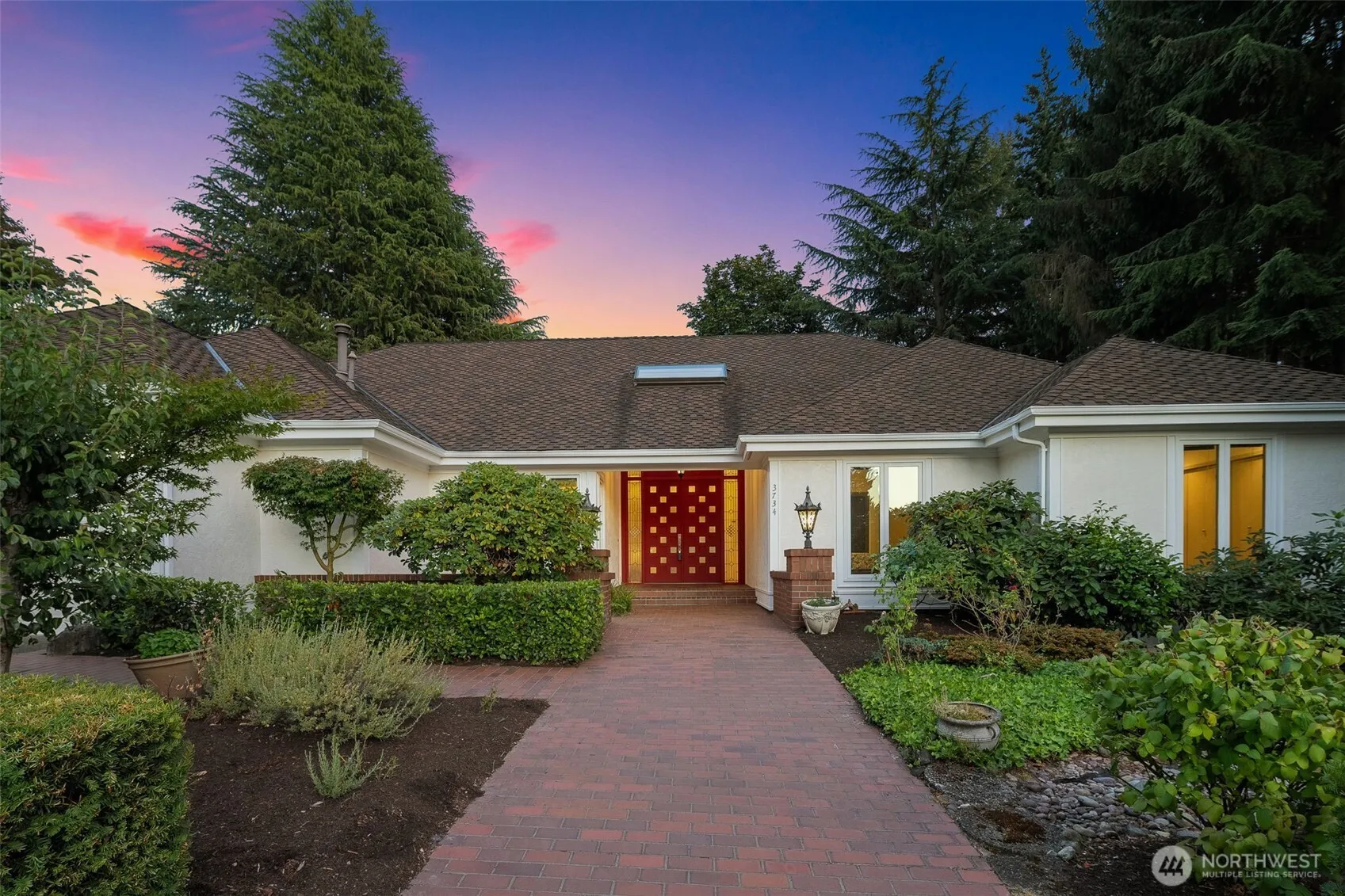 Property photo for 3734 113th Avenue Ne, Bellevue