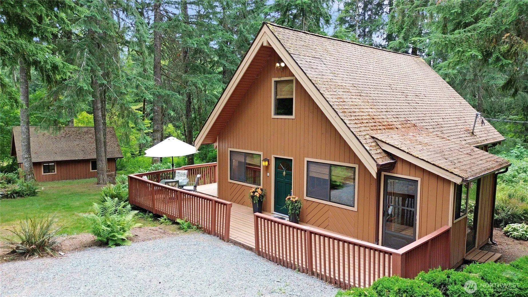 Property photo for 31218 Mount Tahoma Canyon Road E, Ashford