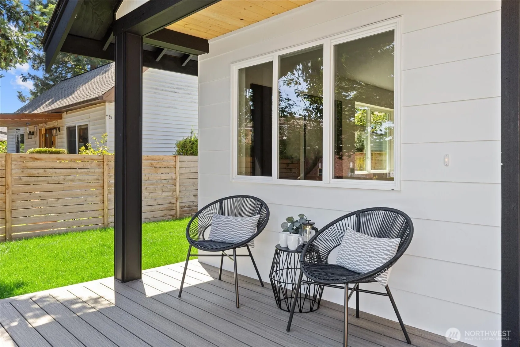 Property photo for 7711 34th Avenue Sw, Seattle photo 3