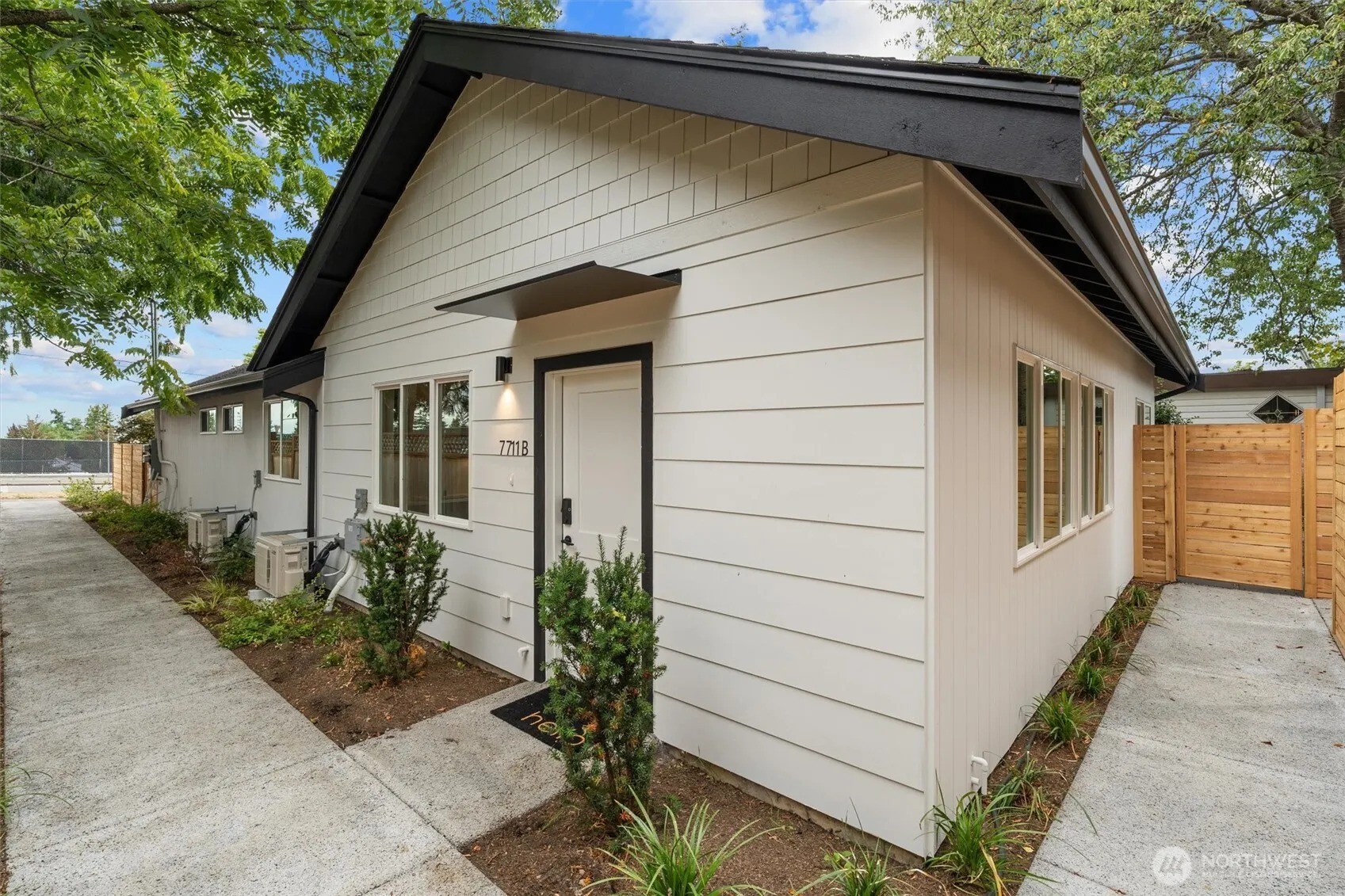 Property photo for 7711 34th Avenue Sw #b, Seattle