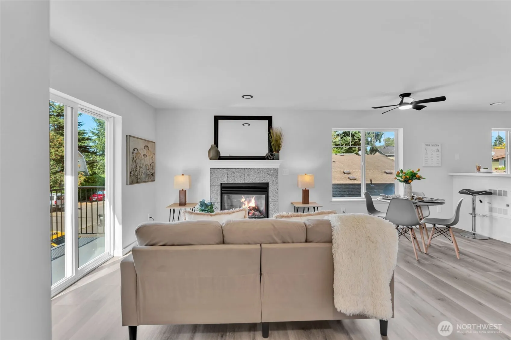 Property photo for 536 N 103rd Street #a, Seattle photo 5