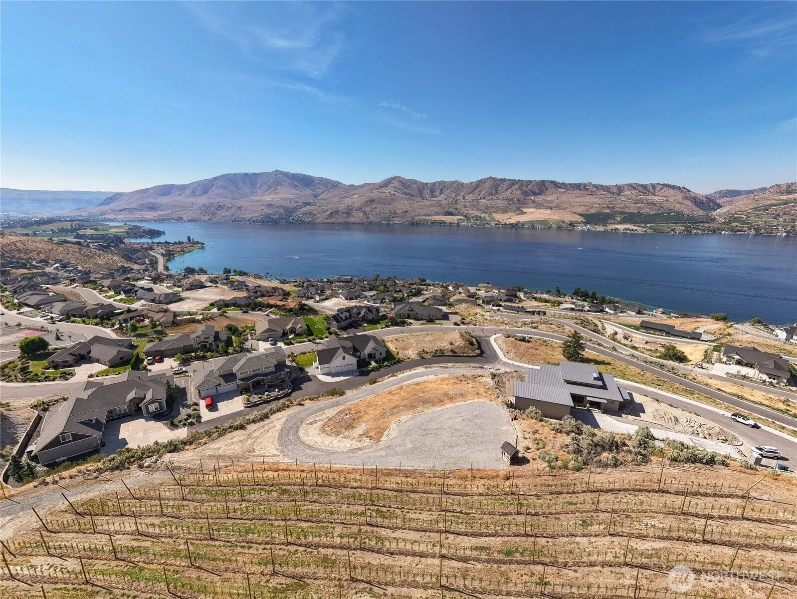 Property photo for 101 Lake Ridge Drive, Chelan photo 2
