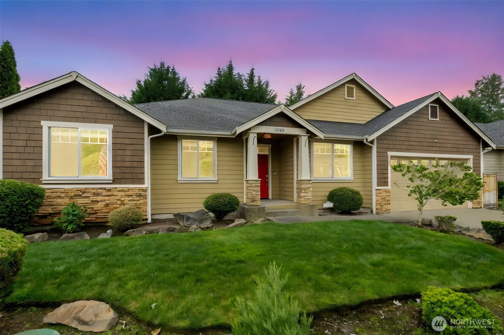 Property photo for 15122 82nd Avenue E, Puyallup photo 2