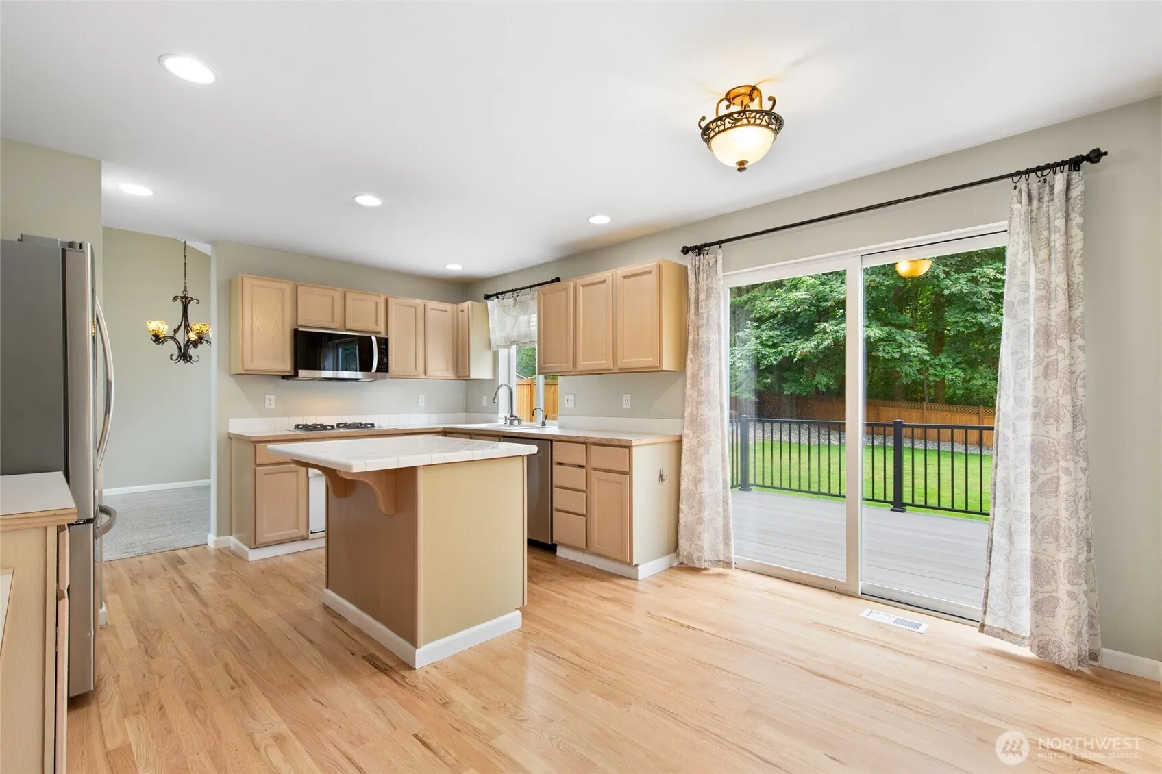 Property photo for 11524 40th Drive Se, Everett photo 5