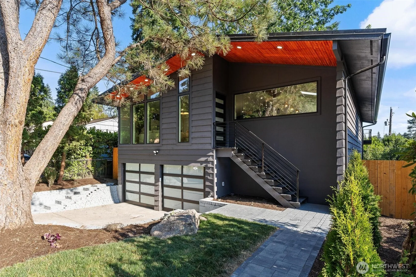 Property photo for 1741 Ne 105th Street, Seattle