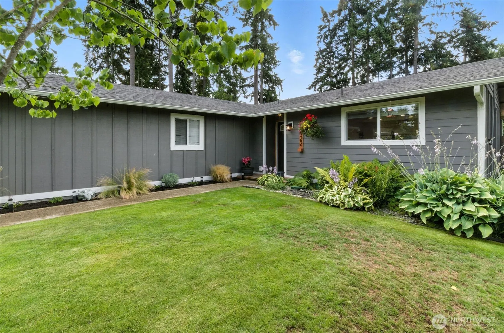 Property photo for 12422 135th Street Ct E, Puyallup photo 3