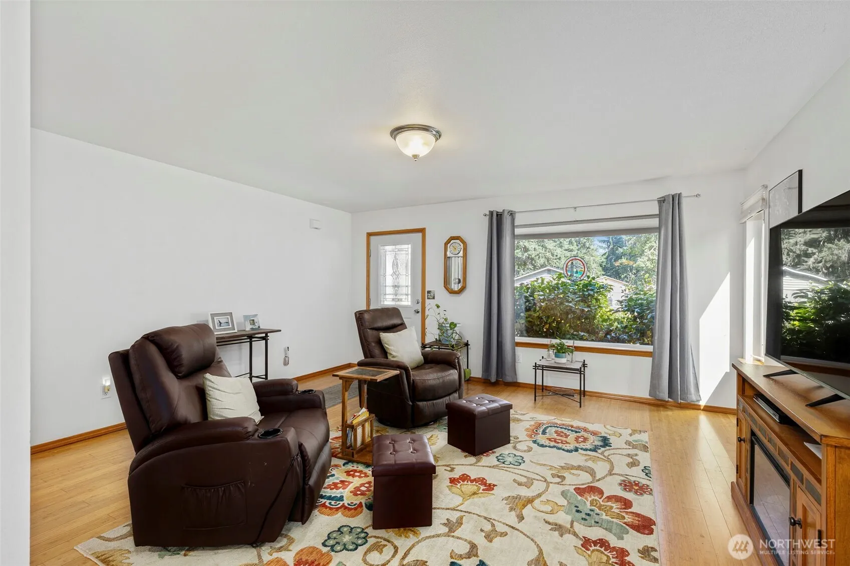 Property photo for 3963 Brook Lane Nw, Bremerton photo 5