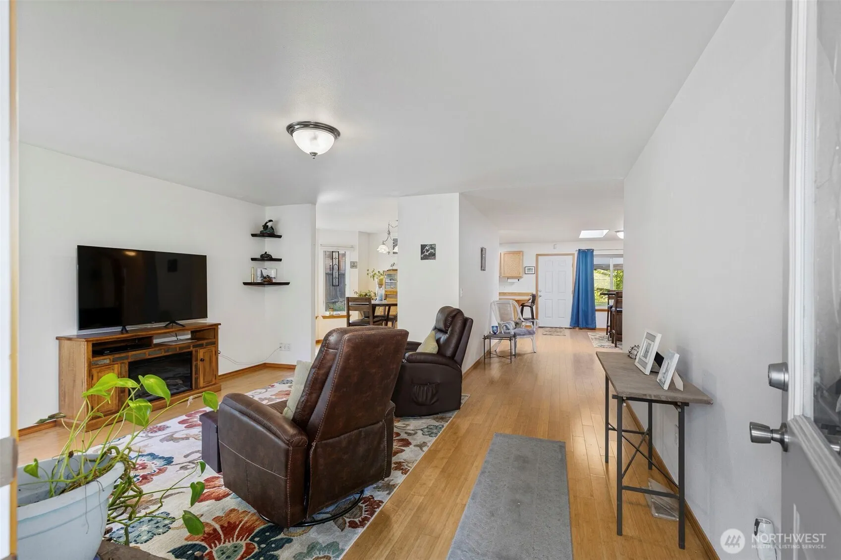 Property photo for 3963 Brook Lane Nw, Bremerton photo 4