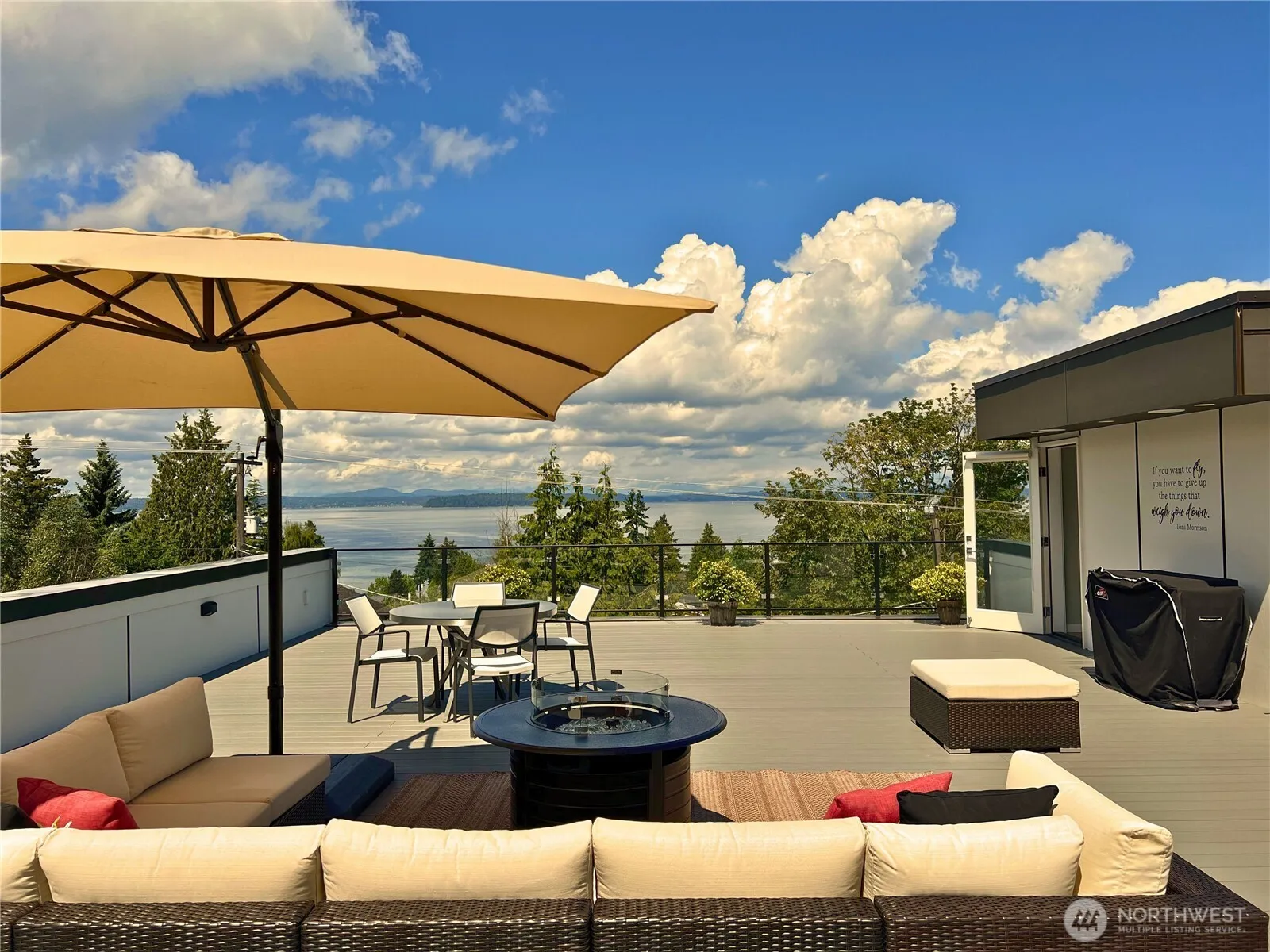 Property photo for 9312 45th Avenue Sw, Seattle photo 2