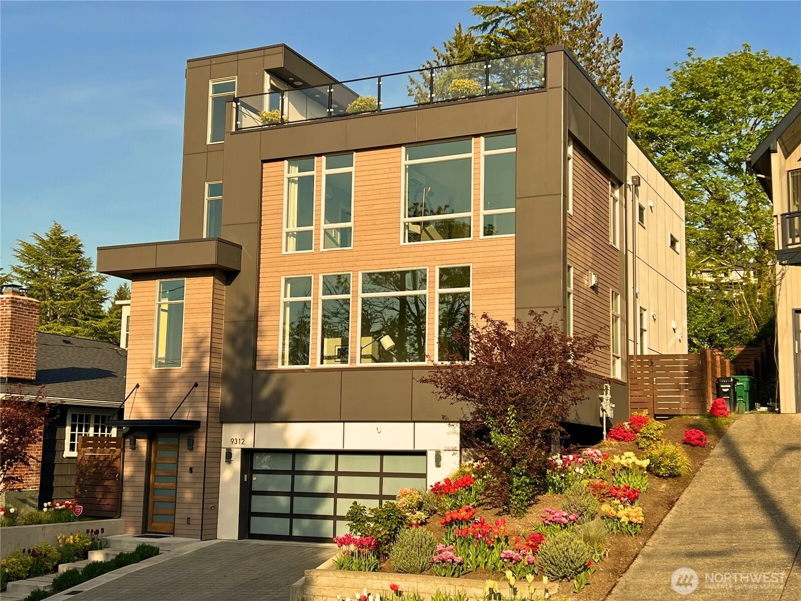 Property photo for 9312 45th Avenue Sw, Seattle
