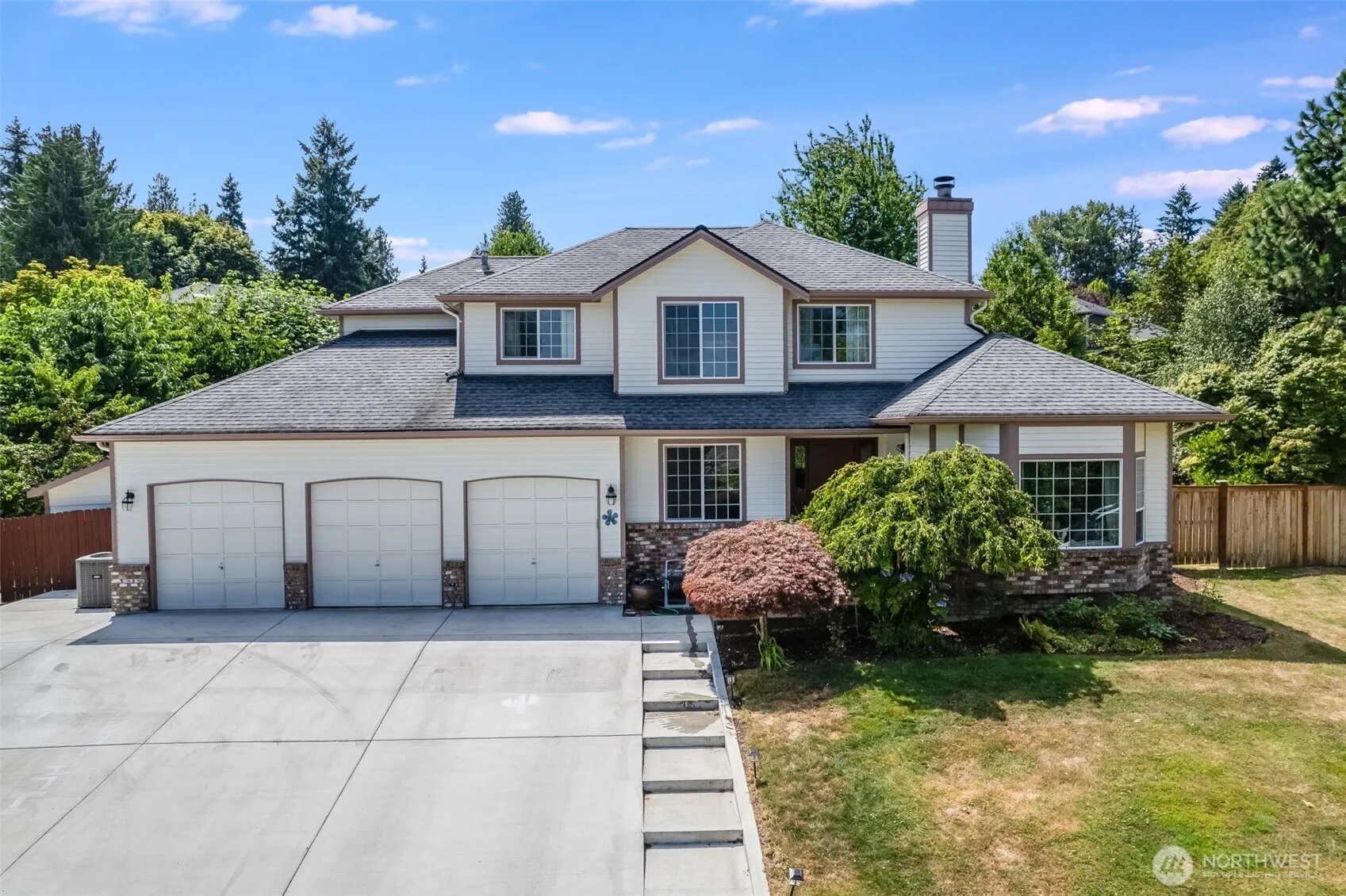 Property photo for 2016 11th Street Pl Sw, Puyallup