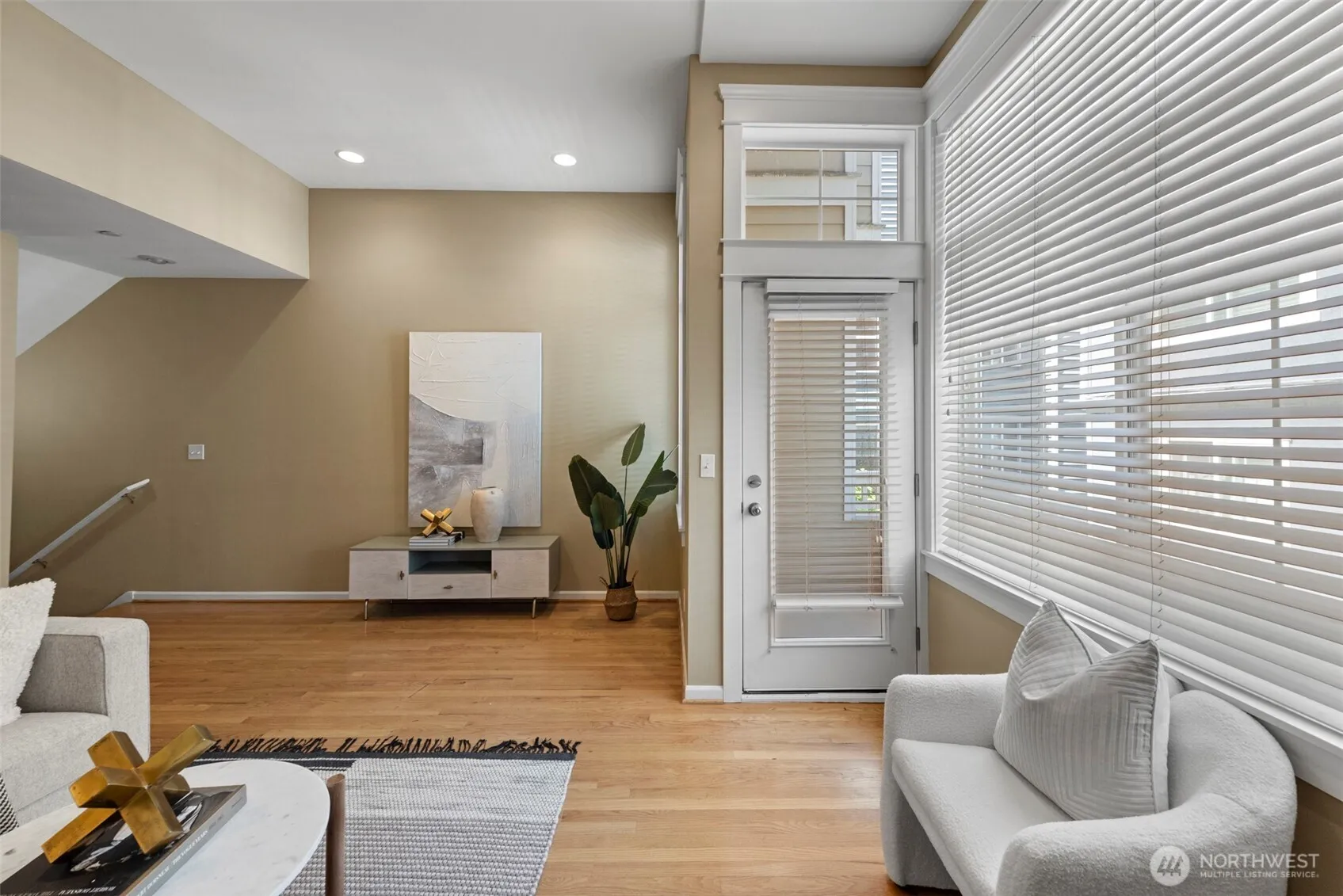 Property photo for 63 Etruria Street #b, Seattle photo 5
