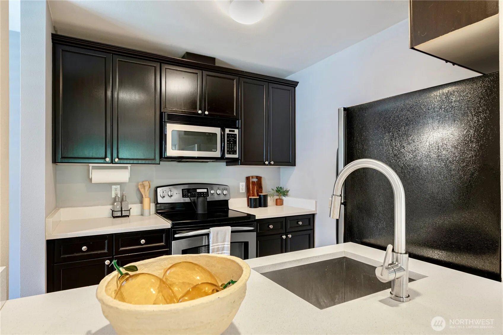 Property photo for 3446 A 34th Avenue W, Seattle photo 5