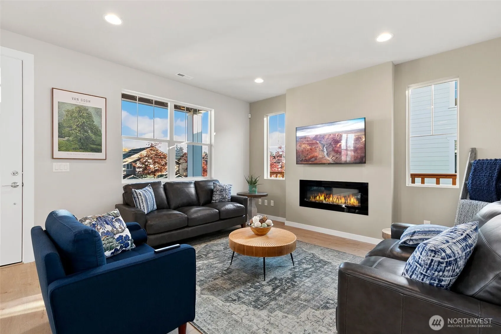 Property photo for 9716 5th Lane Sw #11, Seattle photo 2