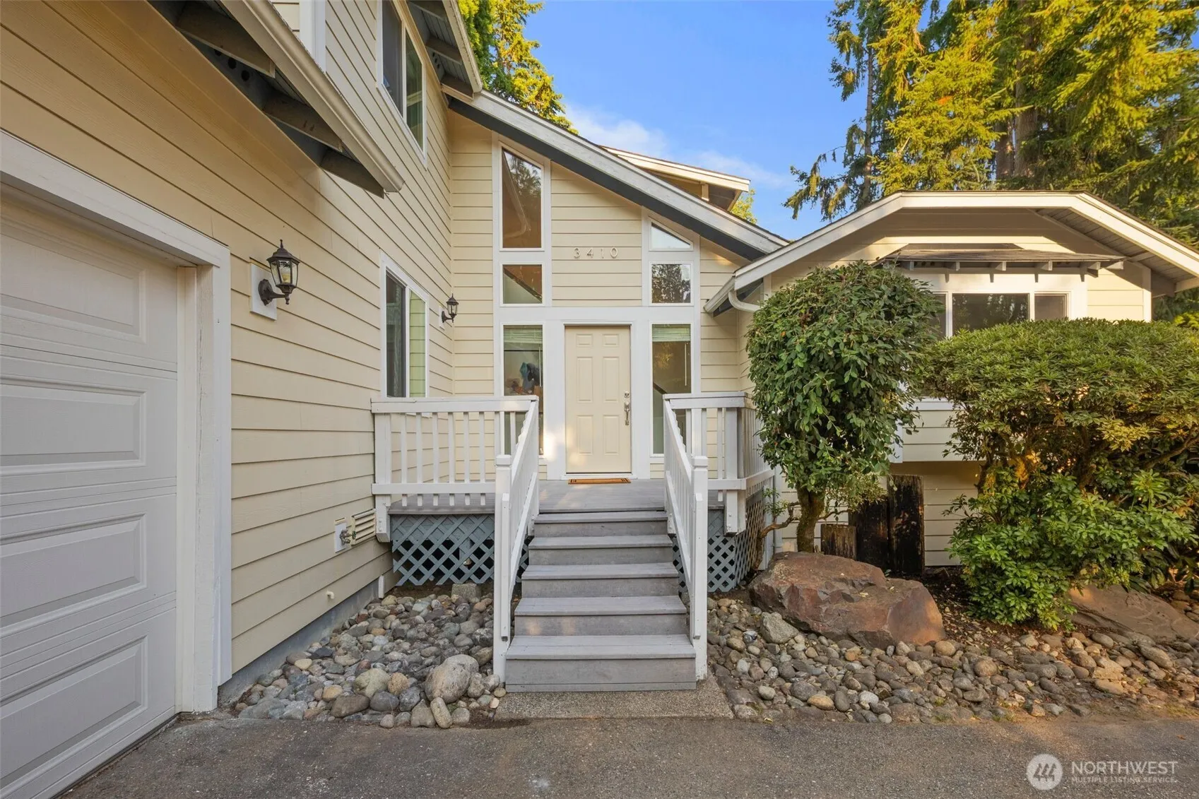 Property photo for 3410 166th Avenue Se, Bellevue photo 3