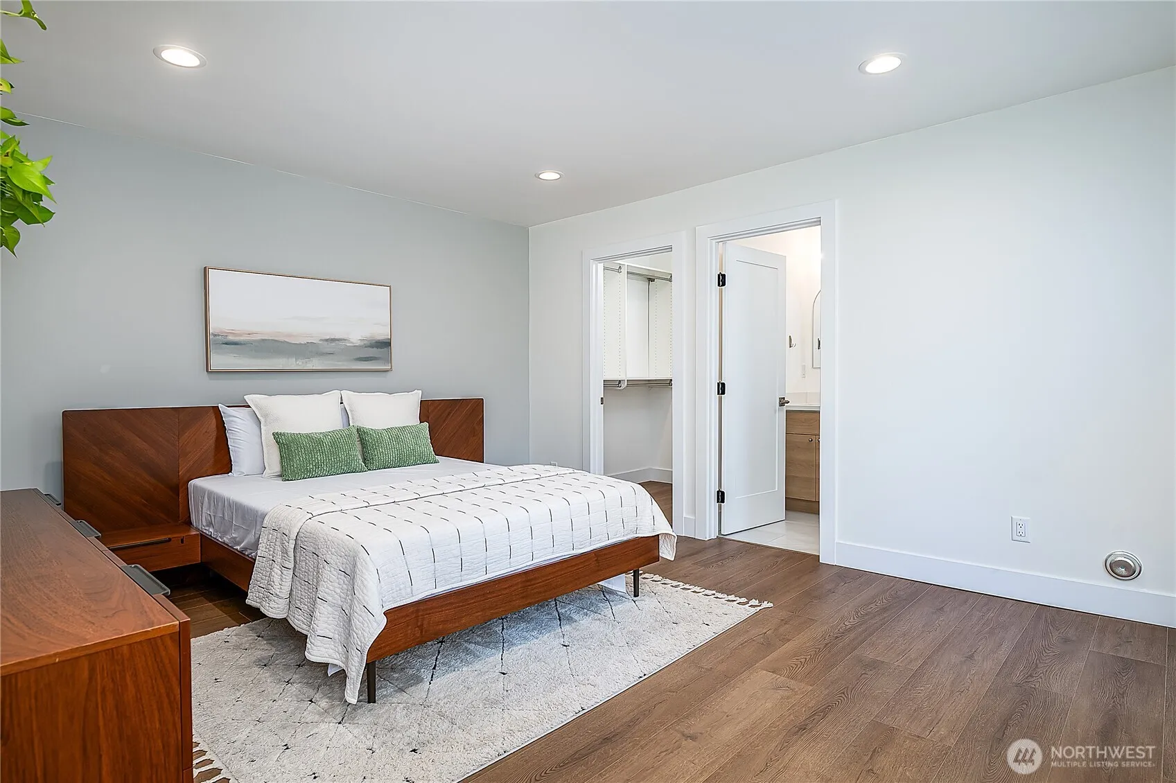Property photo for 341 Nw 90th Street, Seattle photo 3