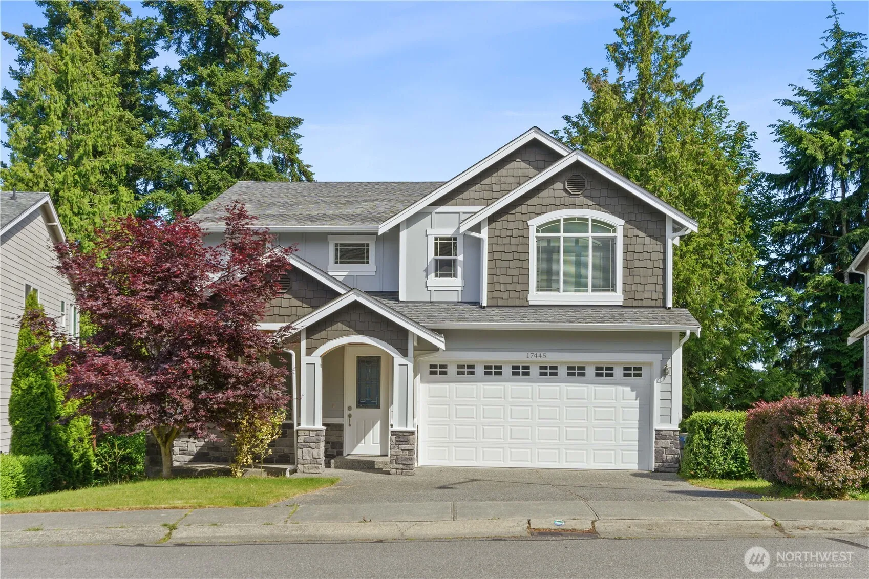 Property photo for 17445 Ne 28th Street, Redmond