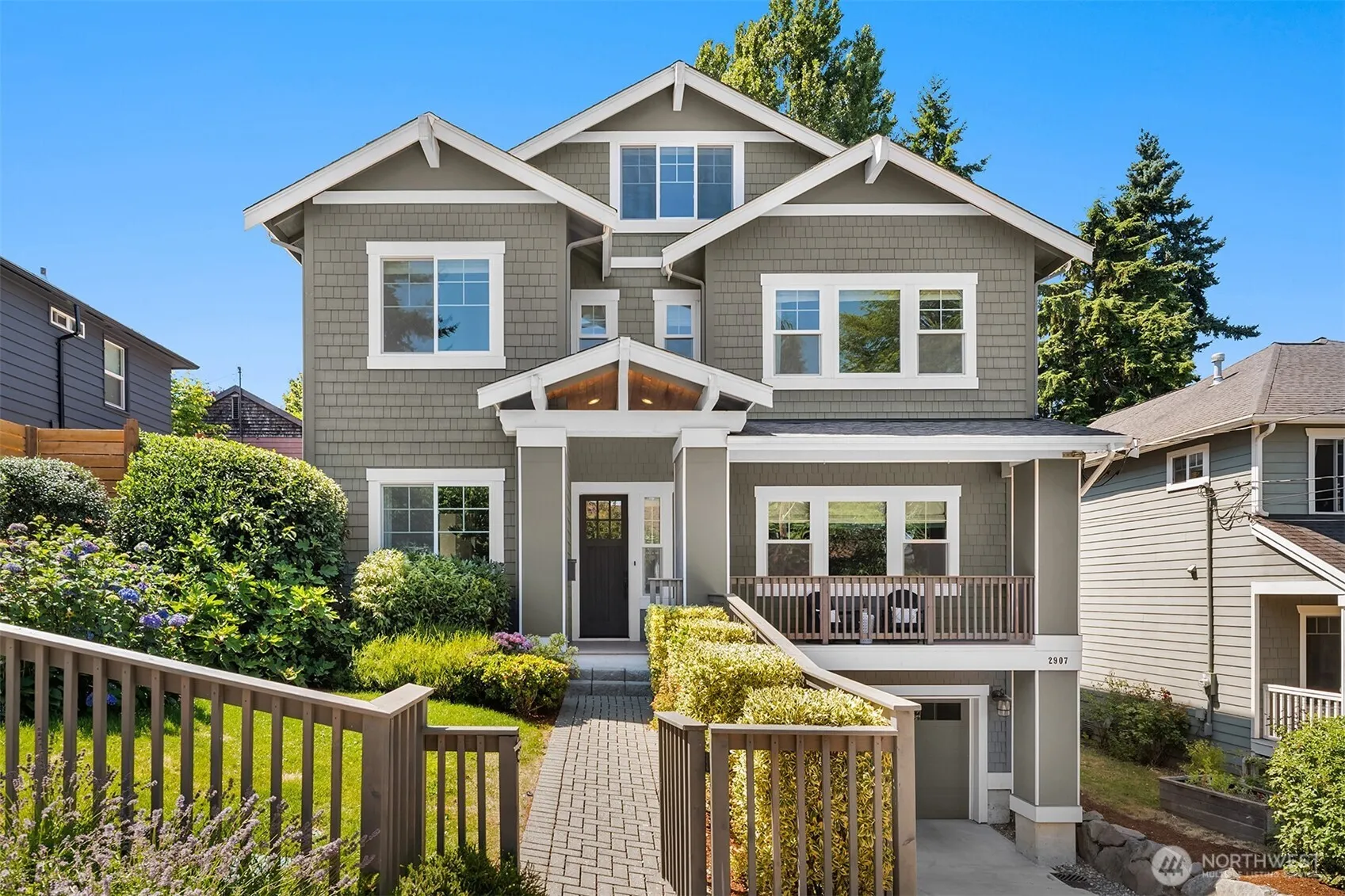 2907 Queen Anne Avenue N, Seattle