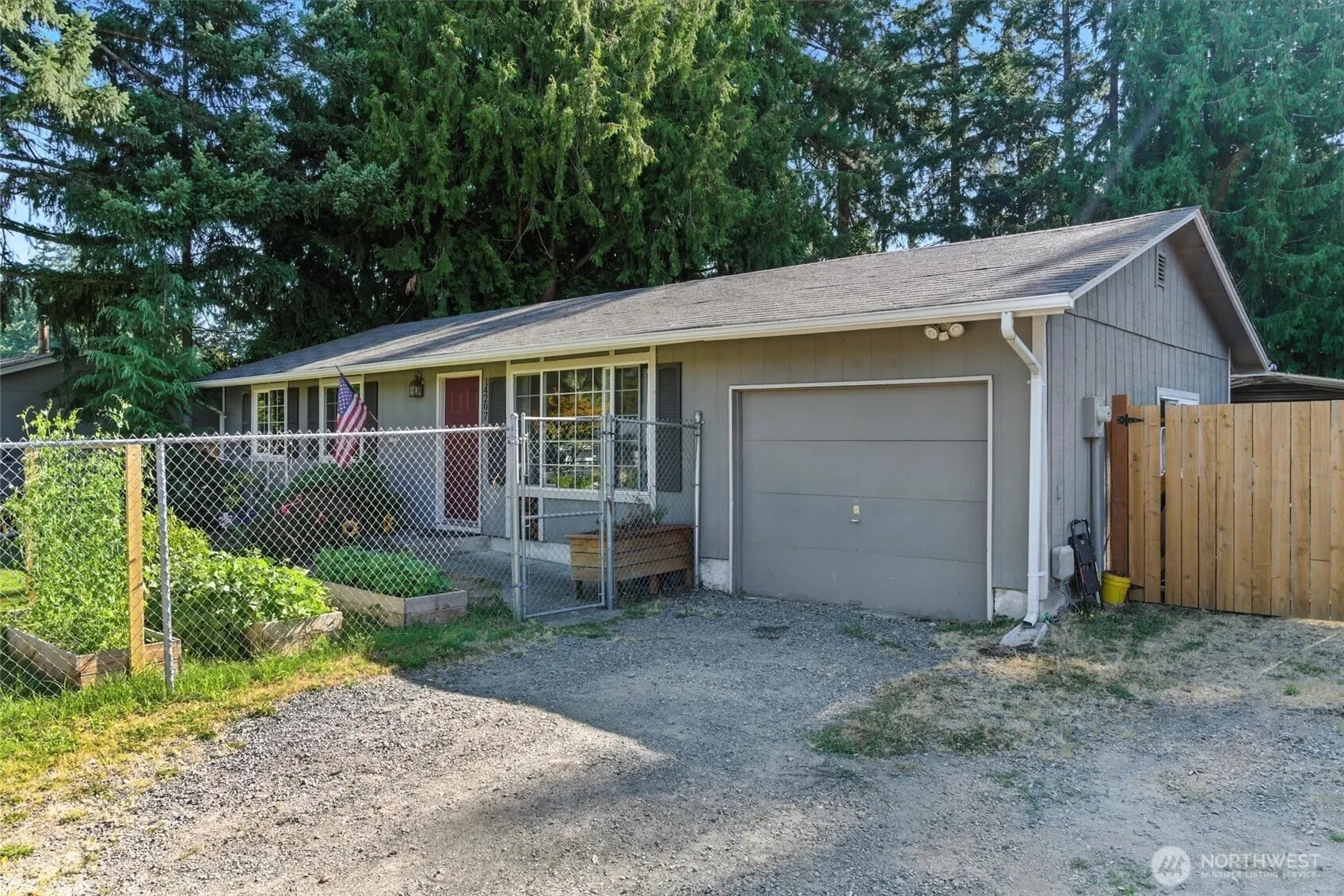 Property photo for 14207 126th Avenue E, Puyallup photo 2