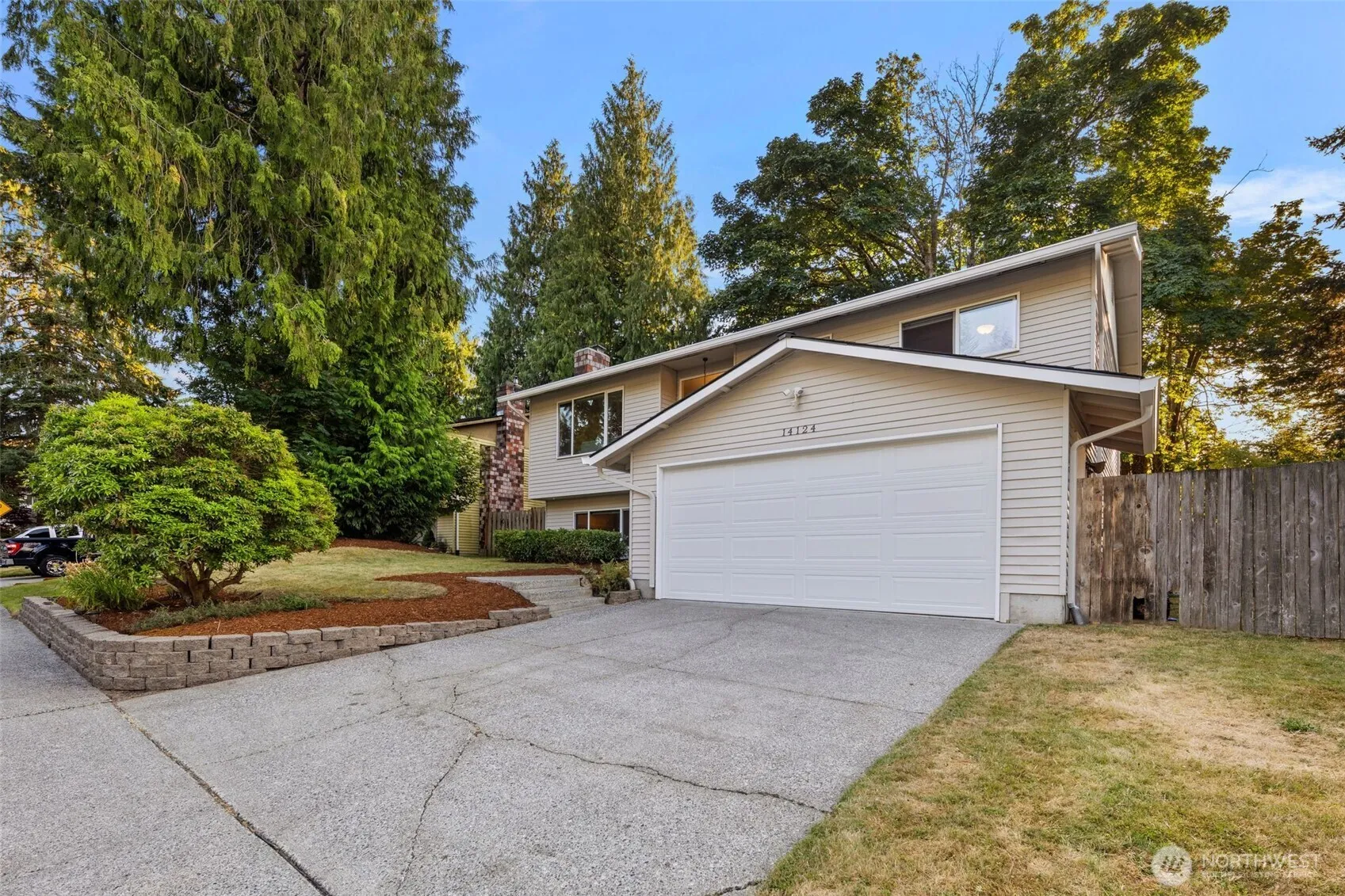 Property photo for 14124 59th Ave, Everett photo 3