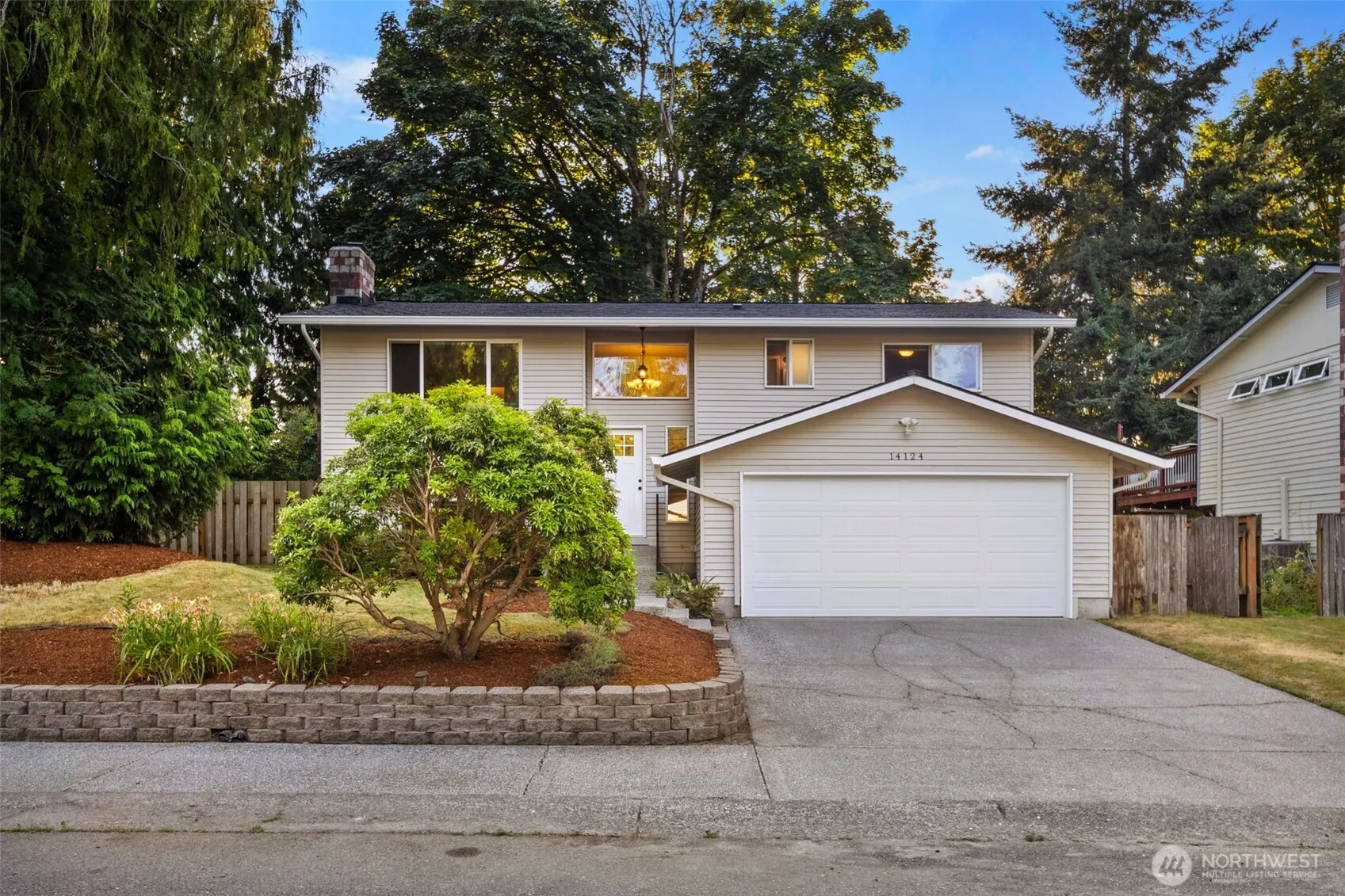 Property photo for 14124 59th Ave, Everett