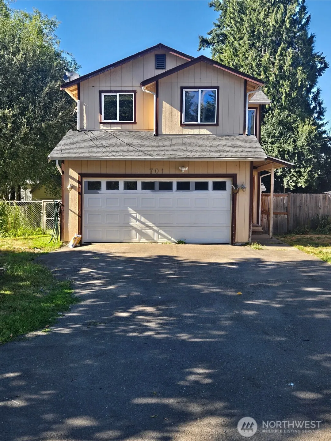 Property photo for 701 98th E, Tacoma