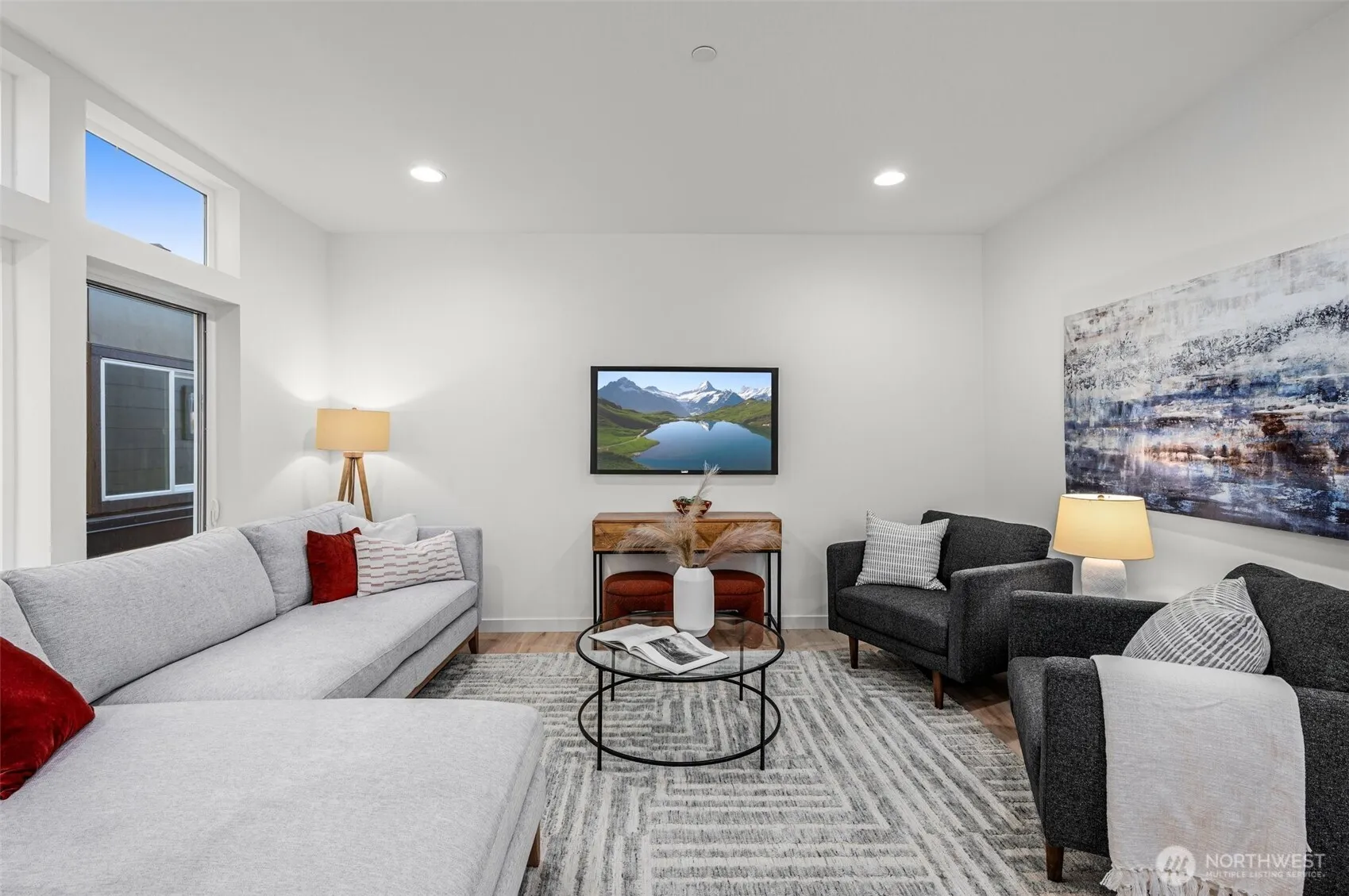Property photo for 9215 Densmore Avenue N, Seattle photo 5