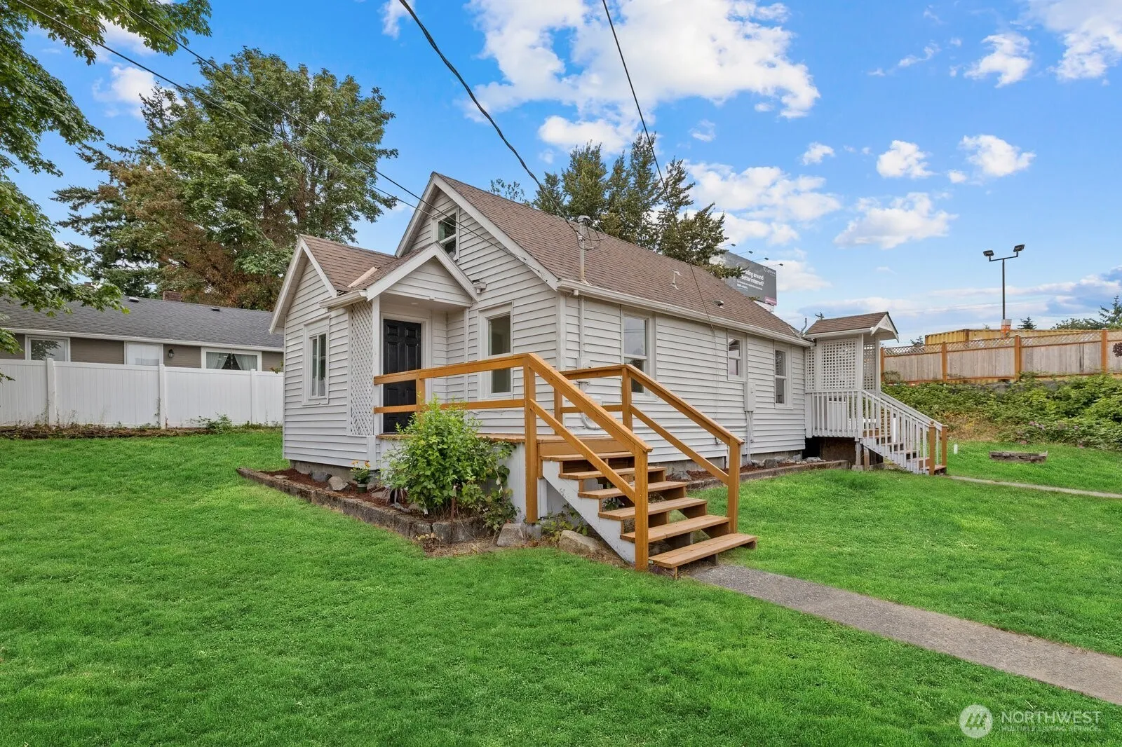 Property photo for 6215 28th Street Ne, Tacoma